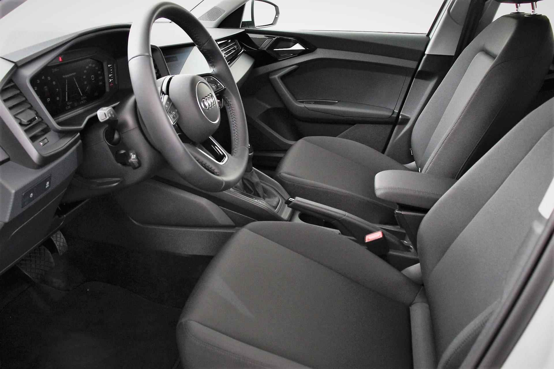 Audi A1 Sportback 25 TFSI Pro Line S-Tronic | Virtual Cockpit | Navigatie | Climate Control | Parkeersensoren | Cruise control | Lichtmetalen velgen - 7/34