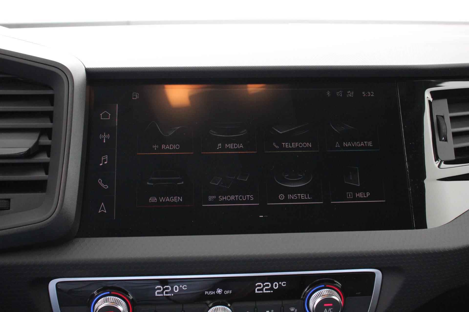 Audi A1 Sportback 25 TFSI Pro Line S-Tronic | Virtual Cockpit | Navigatie | Climate Control | Parkeersensoren | Cruise control | Lichtmetalen velgen - 14/34