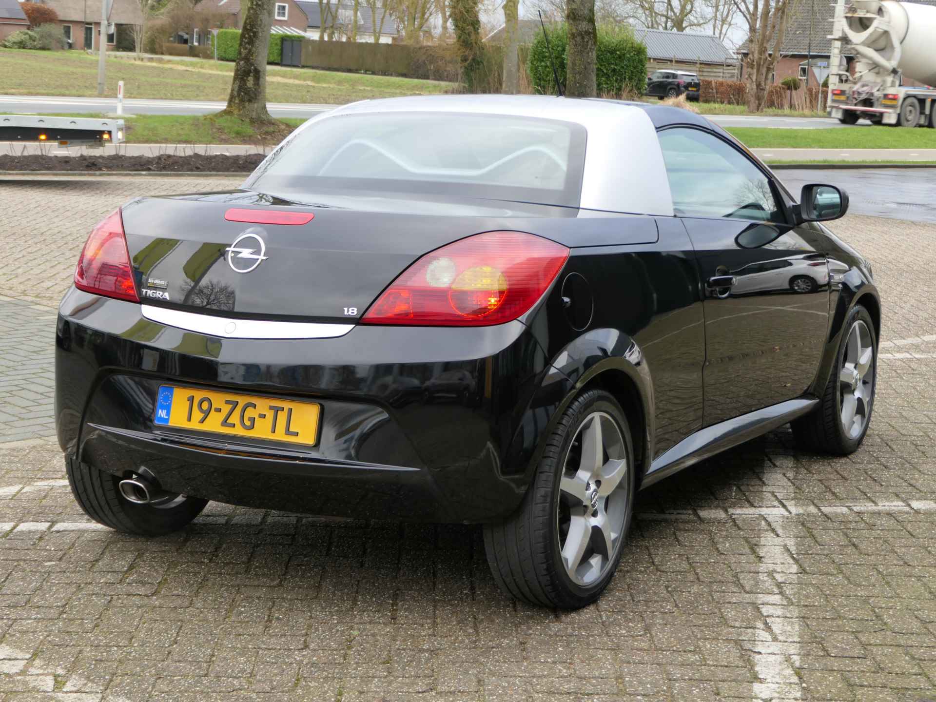 Opel Tigra TwinTop 1.8 16V 125pk Temptation | Leder | Windscherm | 17'' LMV - 7/23