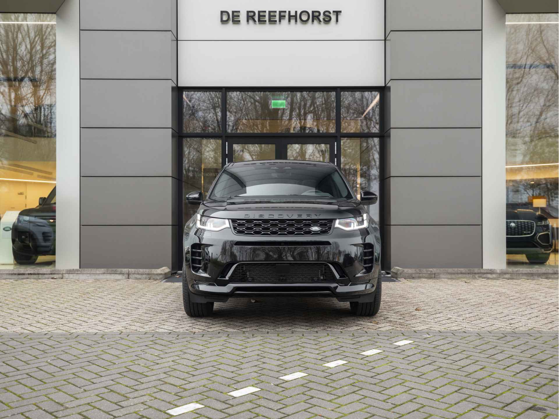 Land Rover Discovery Sport P270e PHEV Dynamic SE | Elektrische trekhaak| Meridian Surround Audio | Rode Remklauwen - 4/54