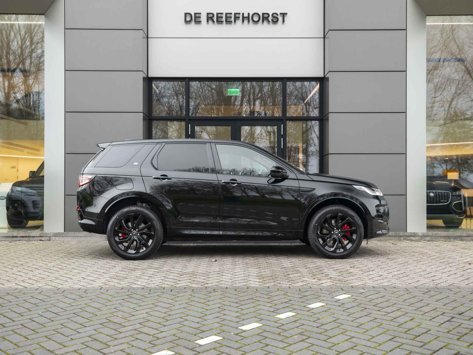 Land Rover Discovery Sport P270e PHEV Dynamic SE | Elektrische trekhaak| Meridian Surround Audio | Rode Remklauwen - 12/54