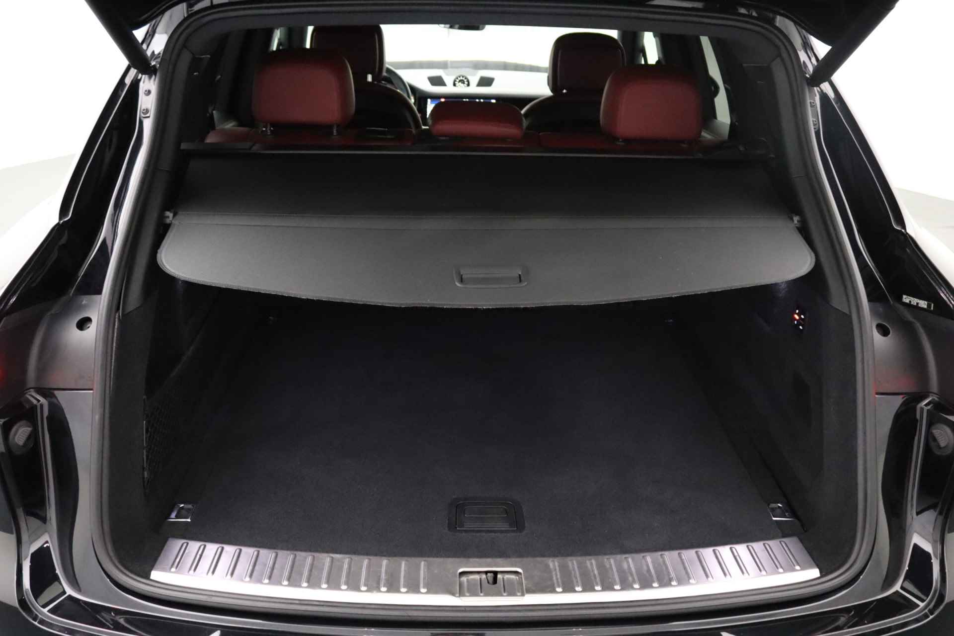 Porsche Cayenne 3.0 E-Hybrid | Adaptieve cruise control | Elektrisch verstelbare voorstoelen | Lederen bekleding - 12/31