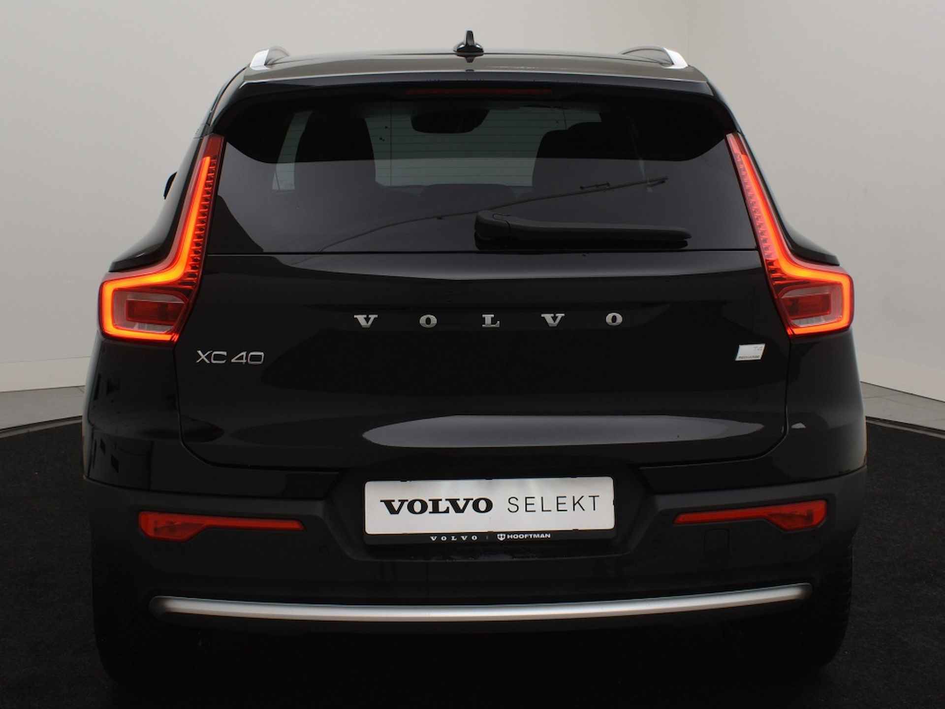 Volvo XC40 T4 PLUG-IN HYBRID CORE BRIGHT 18INCH STOELVERWARMING PARK ASSIST - 5/36