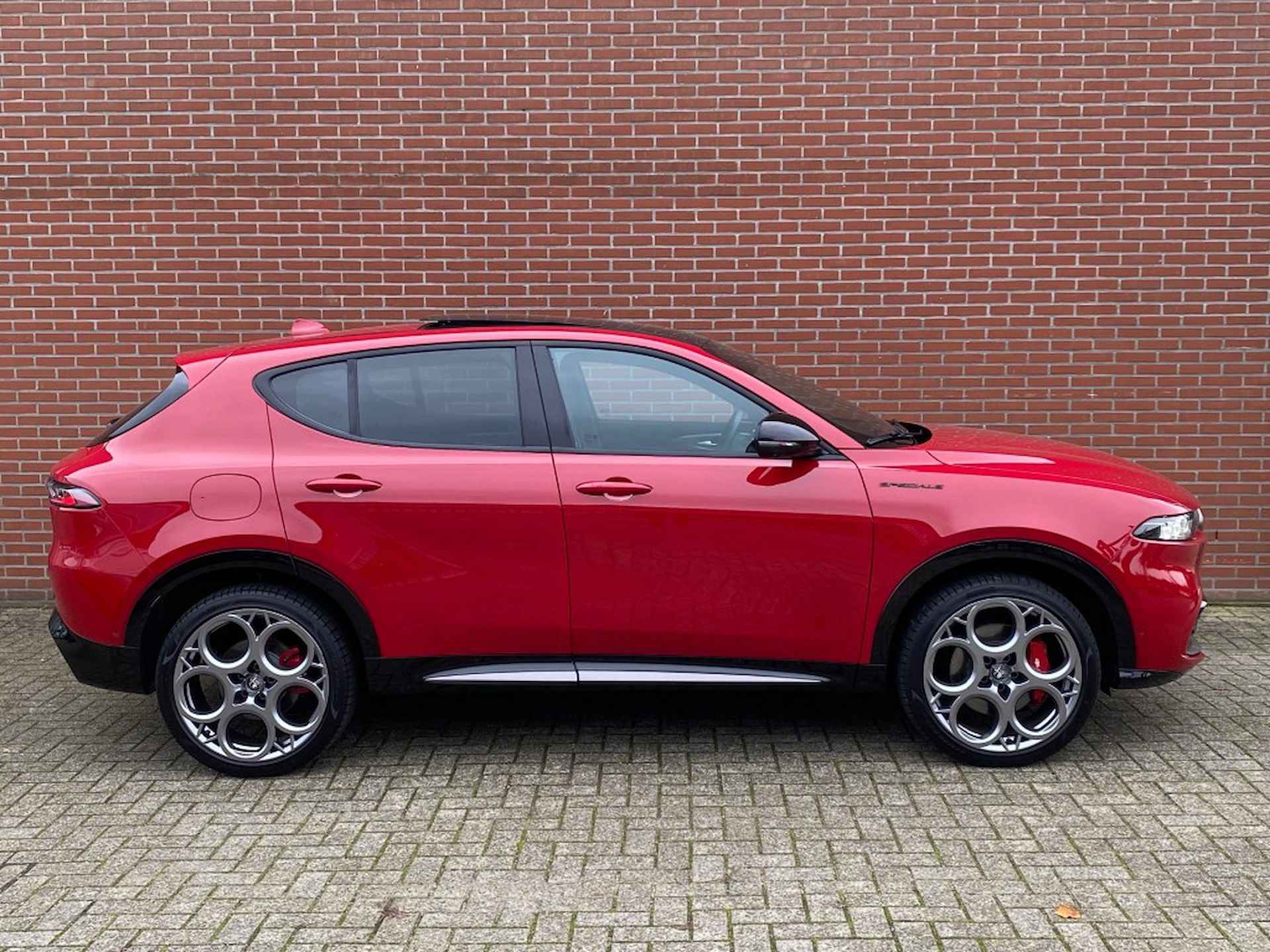 ALFA ROMEO Tonale 1.3T PHEV Edizione Speciale NAV SCHUIF-KANTEL DAK CLIMA LEDER 20 - 25/28