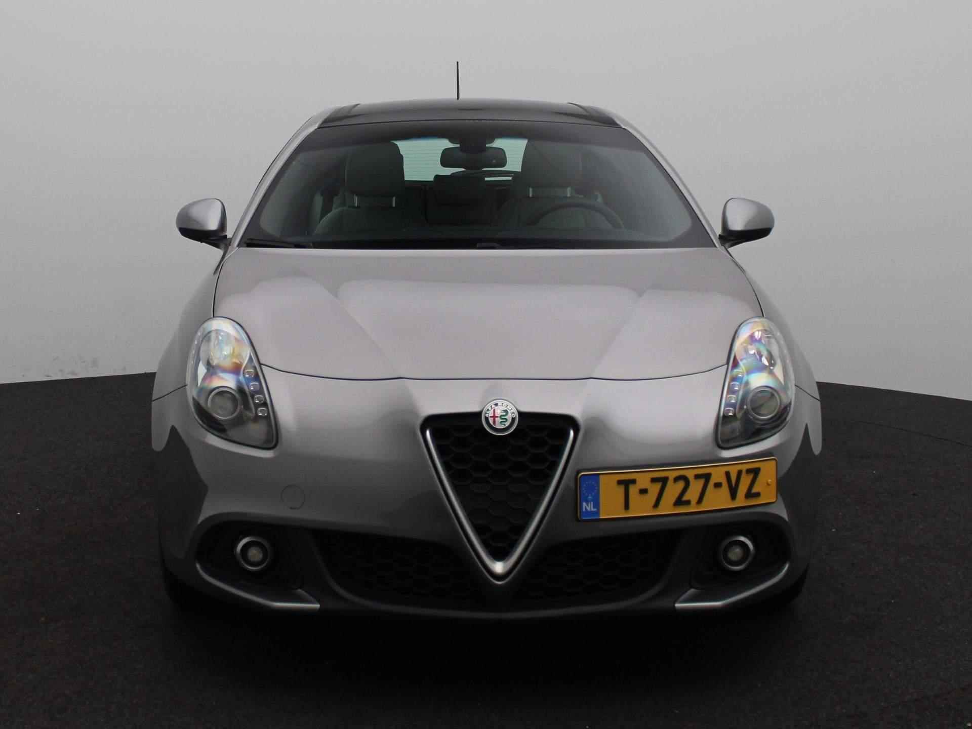 Alfa Romeo Giulietta 1.4 Turbo 170pk Aut. Super | Leder | Stoelverwarming | Panoramadak | Navi | - 3/28