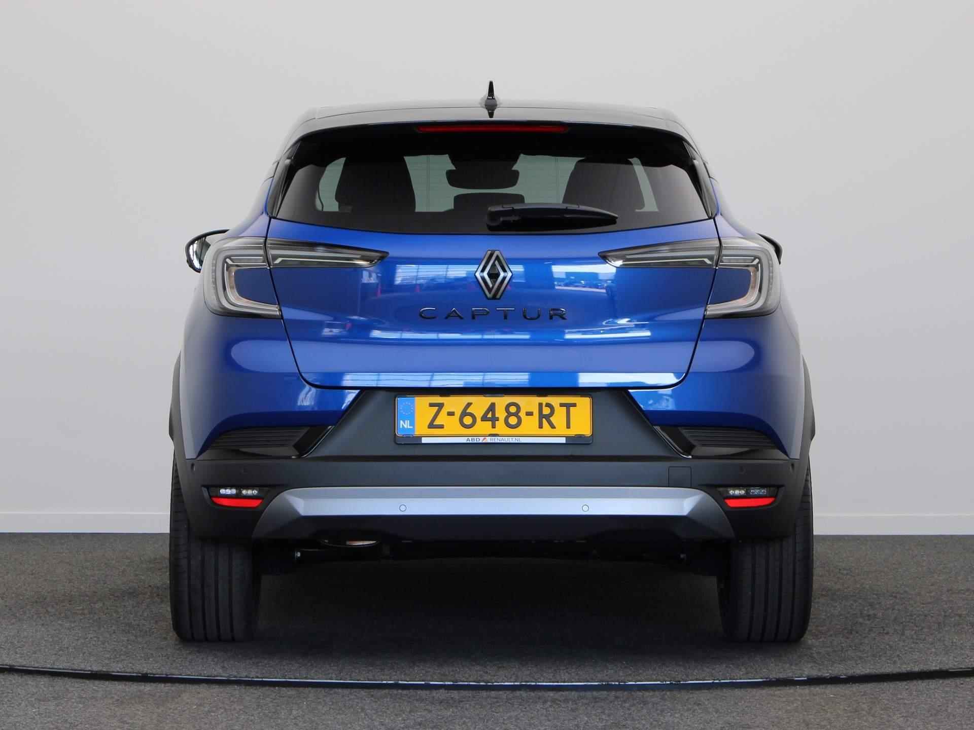 Renault Captur Mild Hybrid 160pk Esprit Alpine | Harman Kardon | Open dak | Stoel + stuurwielverwarming | Adaptieve cruise control | - 7/56