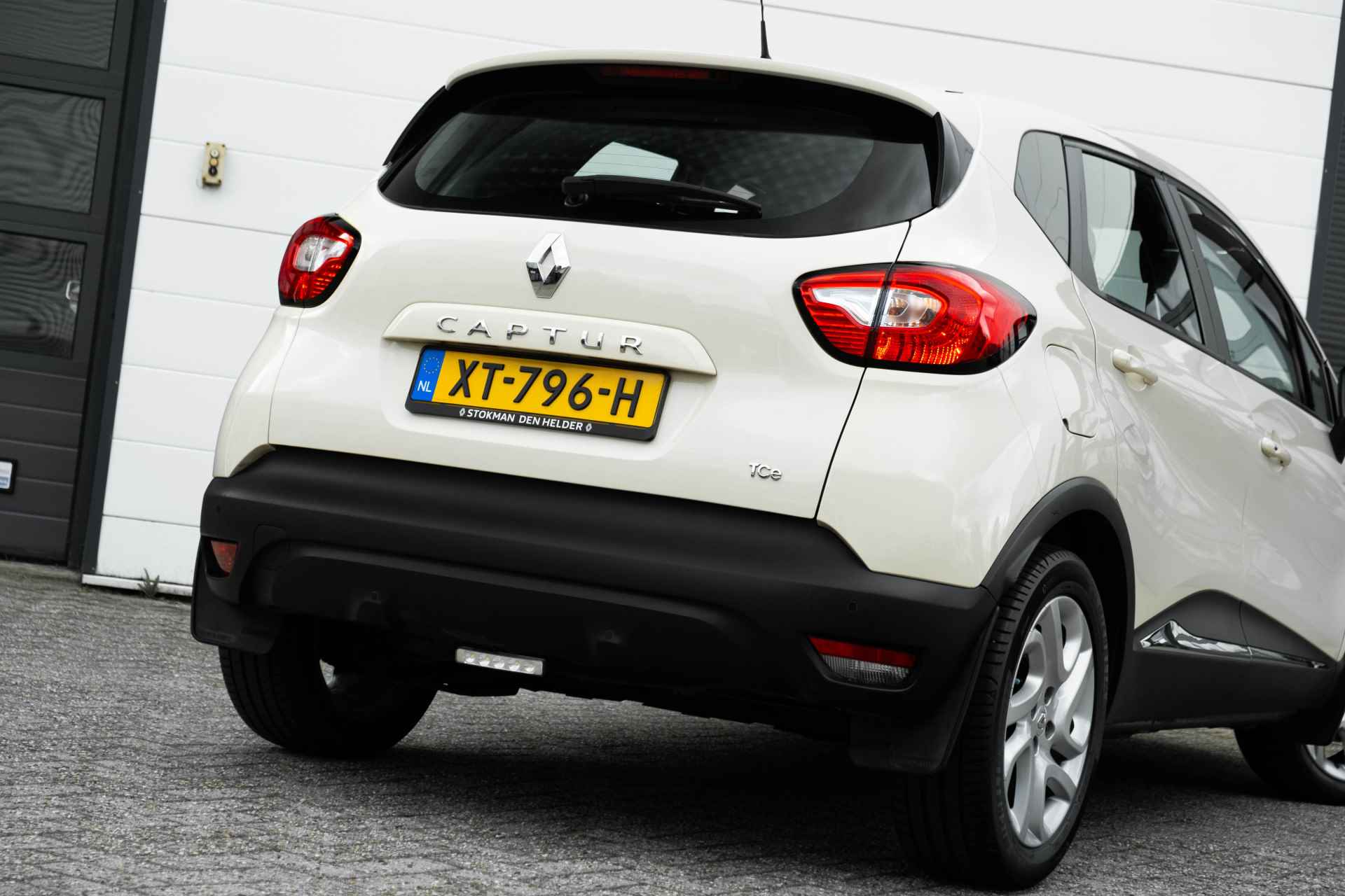 Renault Captur TCe 120 EDC ( automaat ) Expression | Automaat | Navigatie | Airco | Cruise | 17" LM velgen | incl. Bovag rijklaarpakket met 12 maanden garantie | - 20/46