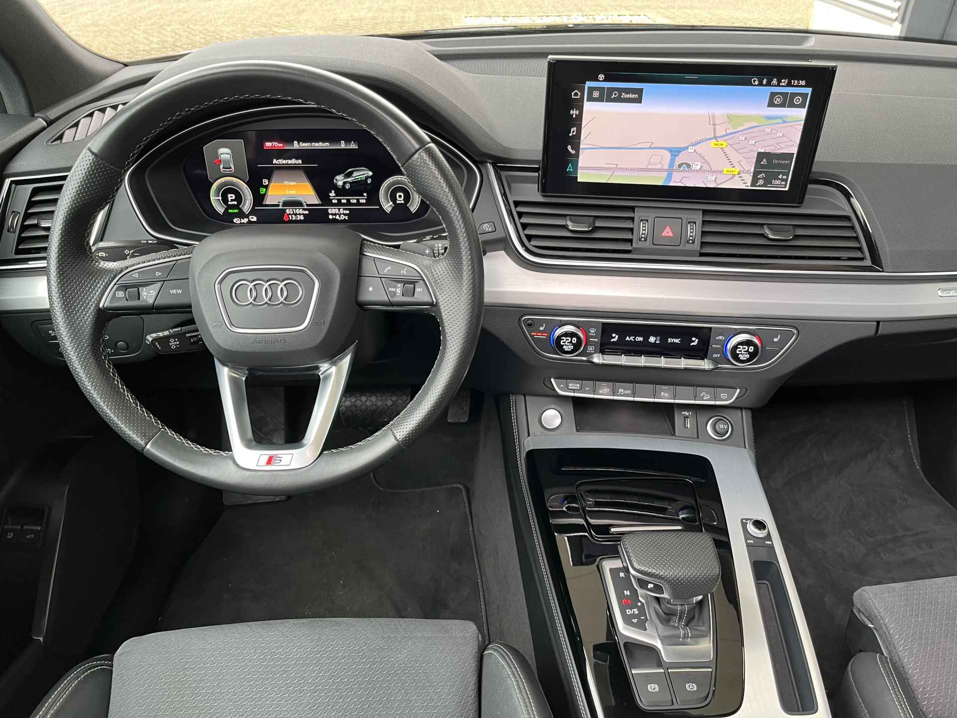 Audi Q5 55 TFSI e 367pk S-Tronic quattro Competition / Panorama dak / Audi smartphone interface / Audi soundsystem / Led Matrix / Adaptive cruise control / Stoelverwarming - 5/35