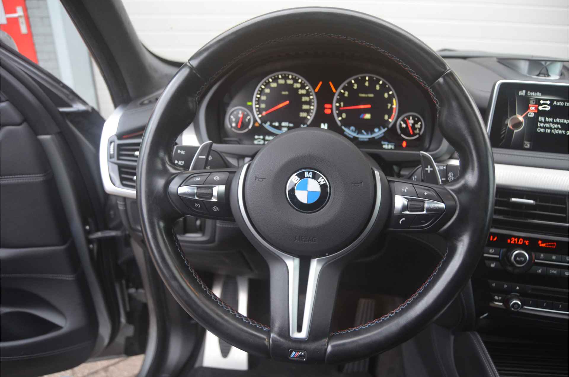 BMW X5 M pano,leder Trekhaak 12 mnd. gar. - 35/57