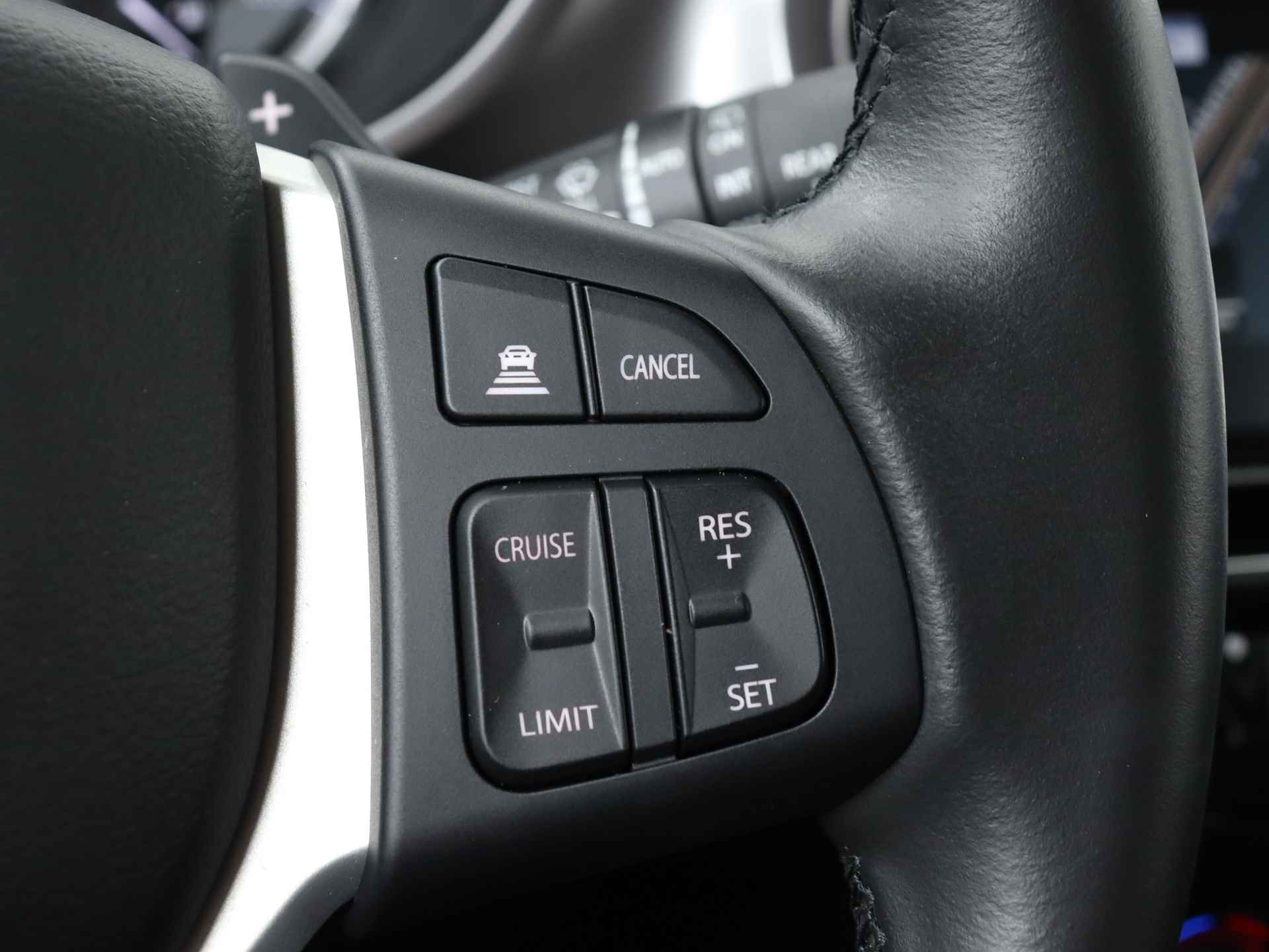 Suzuki Vitara 1.5 Hybrid Select | Navigatie | Achteruitrijcamera | Climate Control | Adaptive Cruise Control | Stoelverwarming | - 19/38