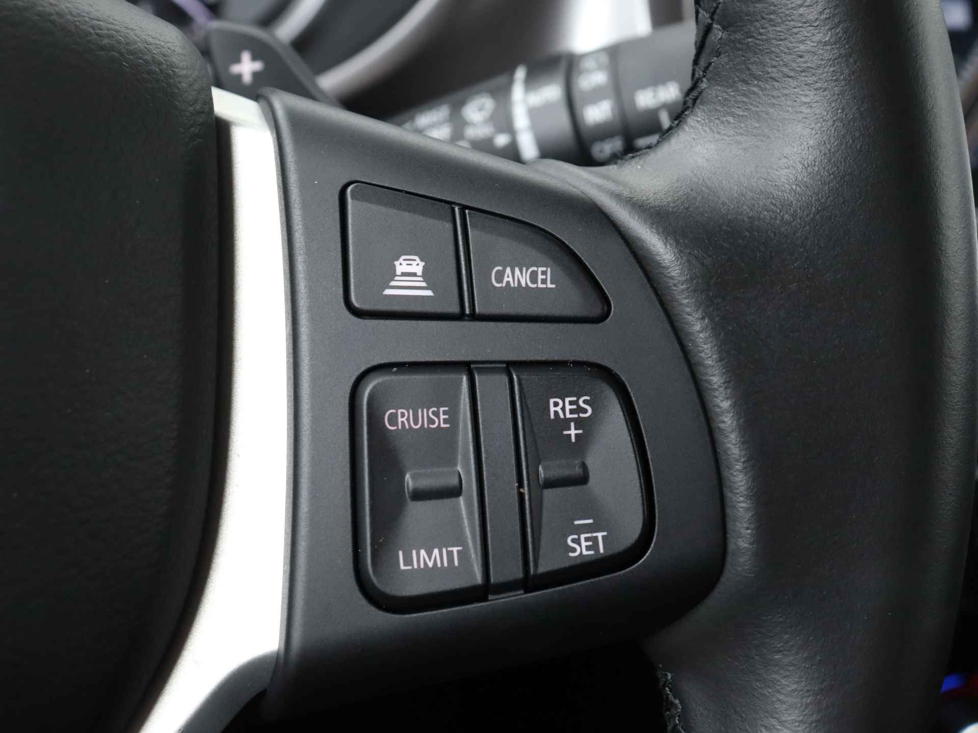 Suzuki Vitara 1.5 Hybrid Select | Navigatie | Achteruitrijcamera | Climate Control | Adaptive Cruise Control | Stoelverwarming | - 22/38
