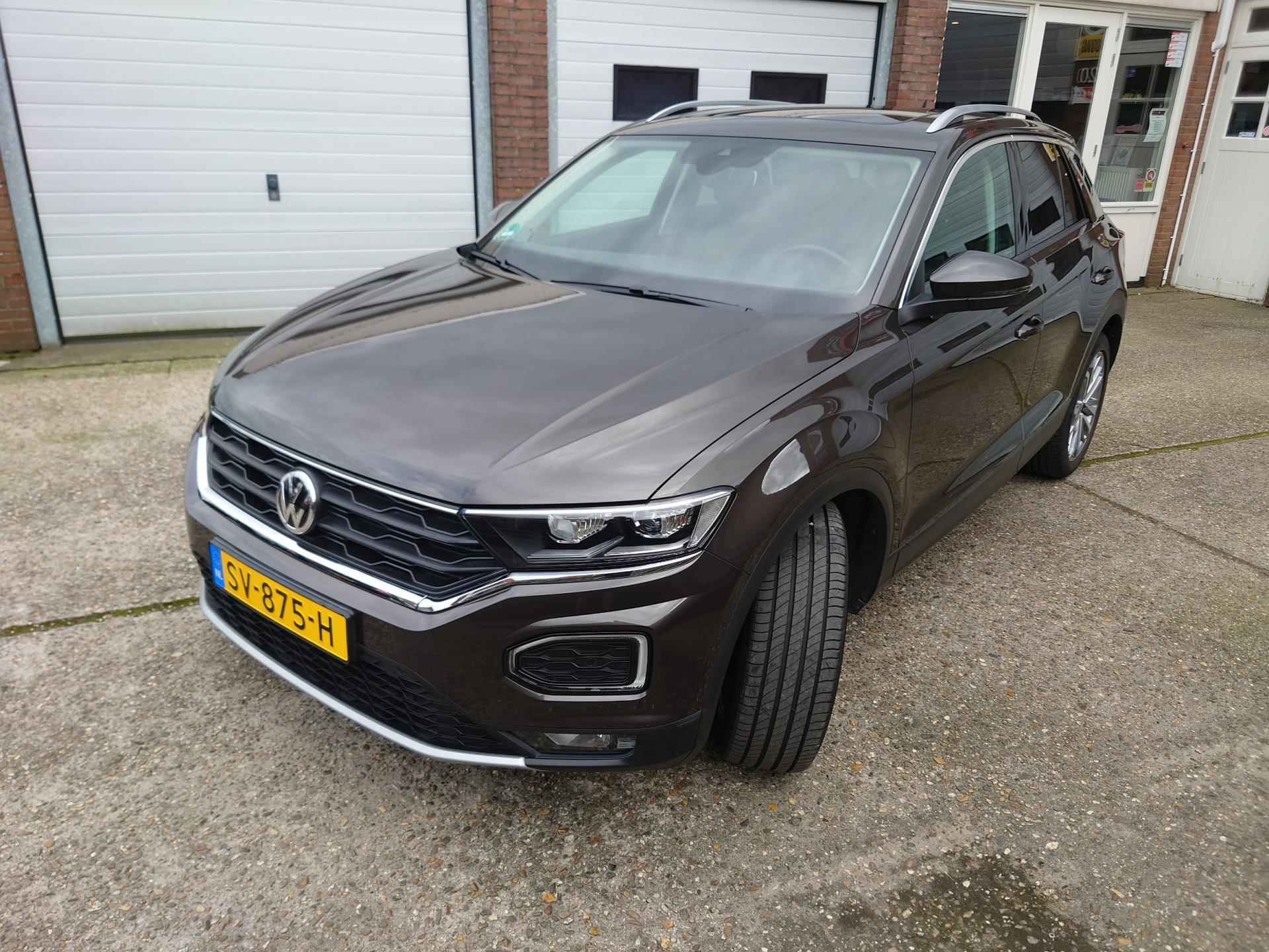 Volkswagen T-Roc 1.0 TSI Style, Dealer onderhouden, 1e eigenaar, Panoramadak, Digitale cockpit - 3/28