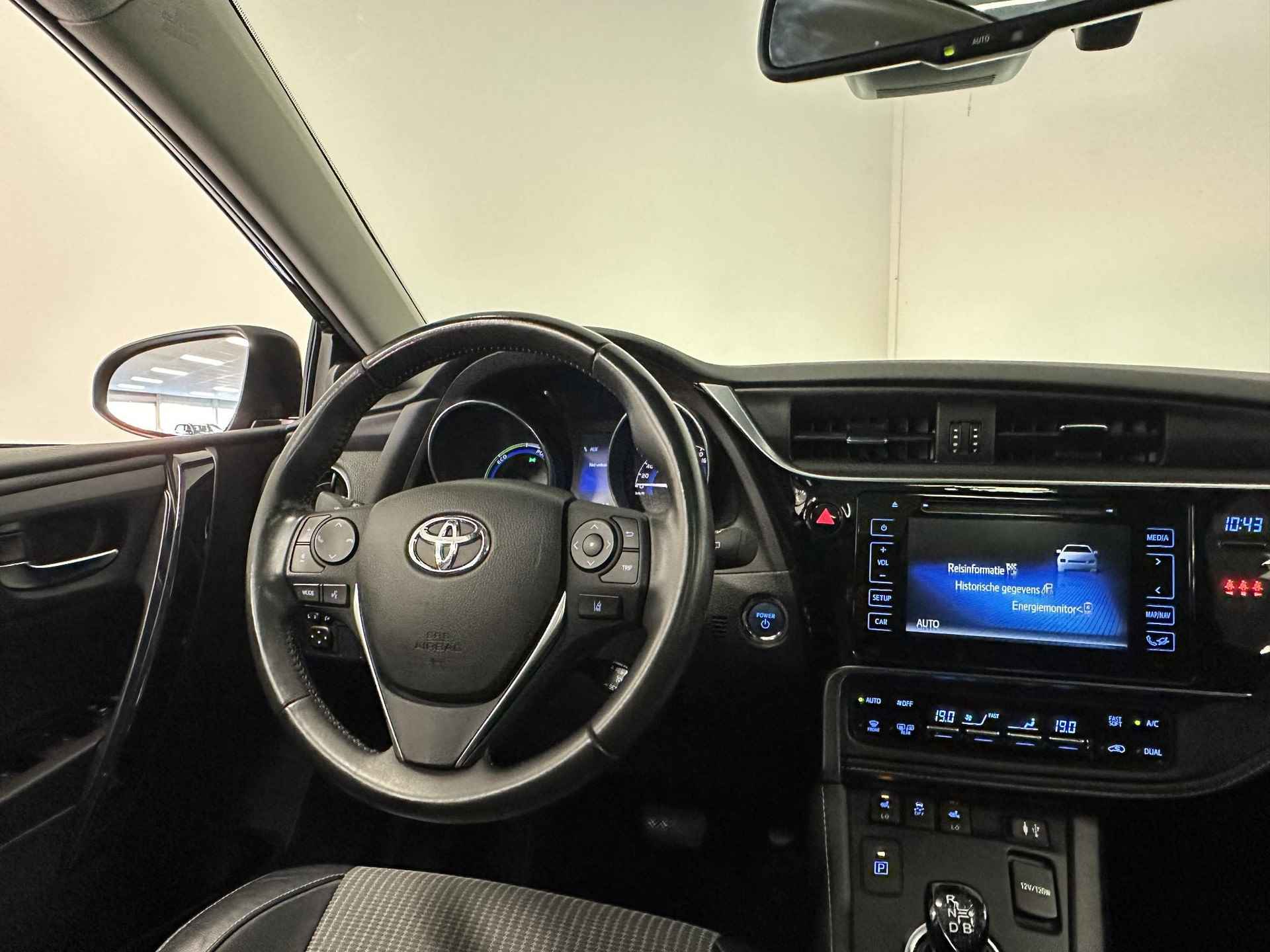 Toyota Auris 1.8 Hybrid Lease Pro | Panoramadak | Stoelverwarming | LED - 24/29