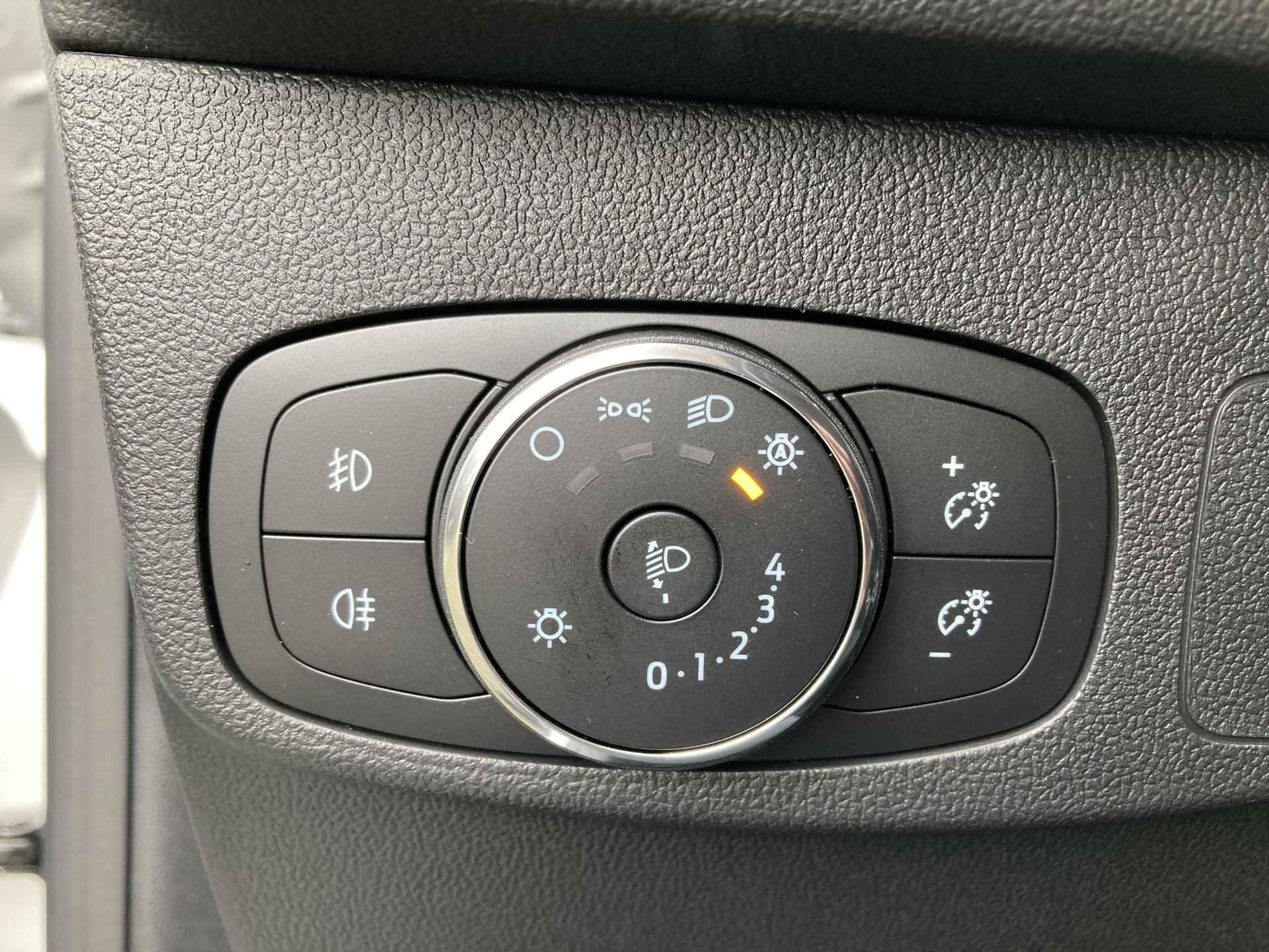 Ford Focus Wagon 1.0 EcoBoost Hybrid Titanium | Adaptive Cruise Control | Winter Pack | Wireless Apple Carplay | Climate Control | - 21/34