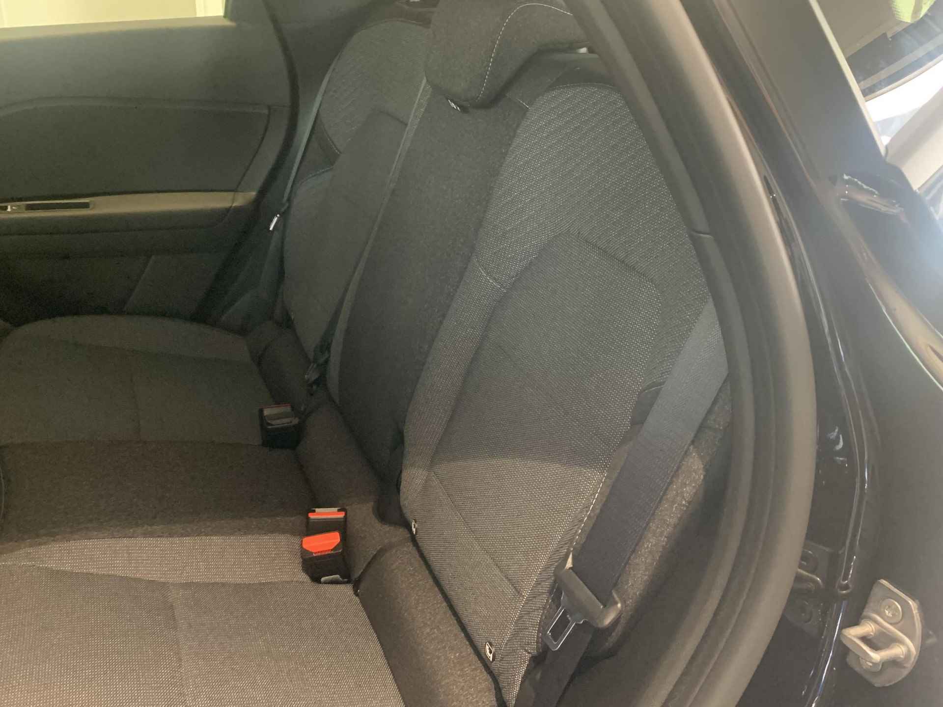 Renault Captur 1.0 TCe 90 techno Op voorraad bij Zeeuw & Zeeuw Naaldwijk , voorraad voordeel 1.500 Euro - 18/18