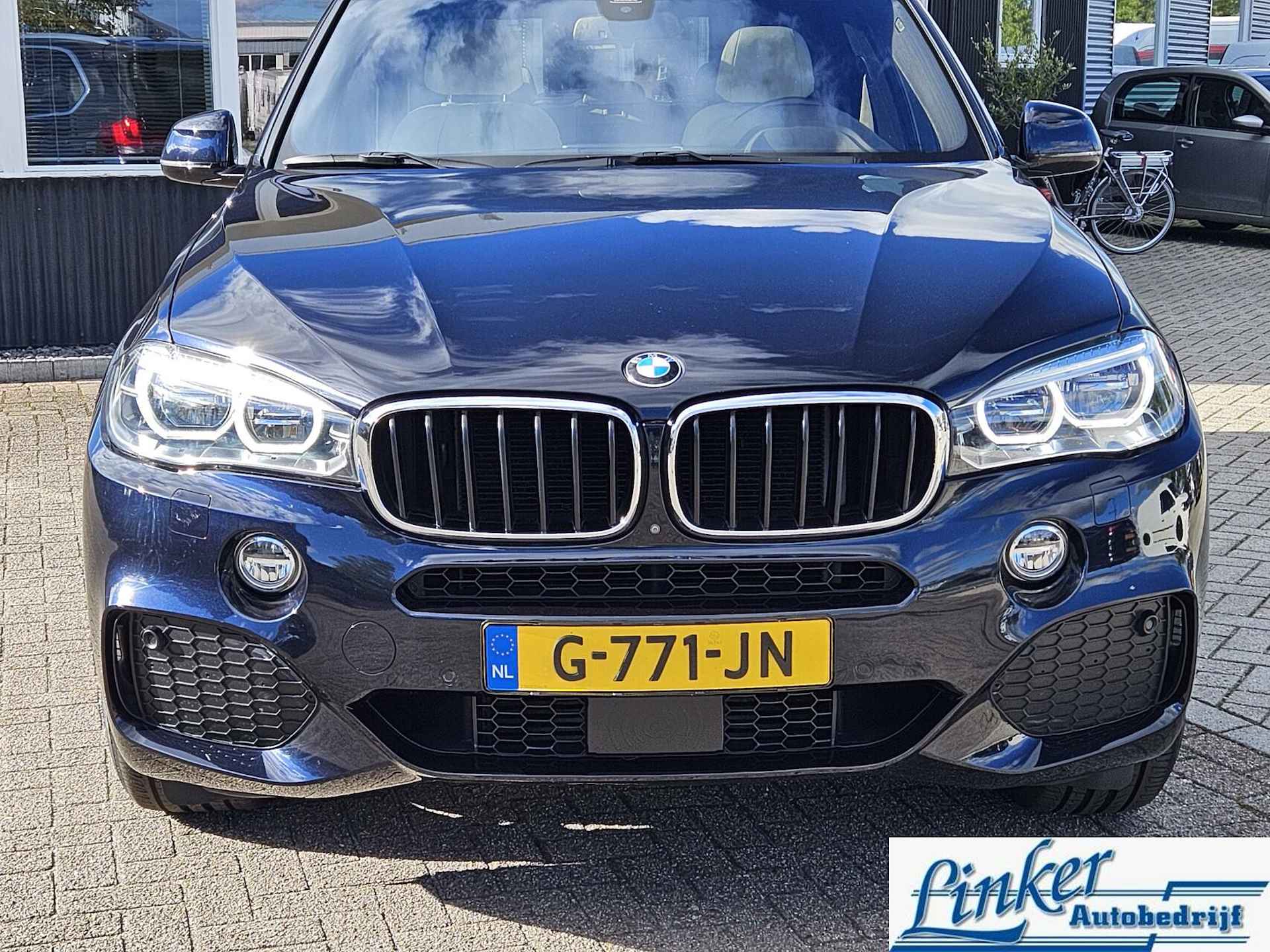 BMW X5 xDrive35i M Sport Edition 306PK PANO LEDER TREKH CAMERA - 9/44