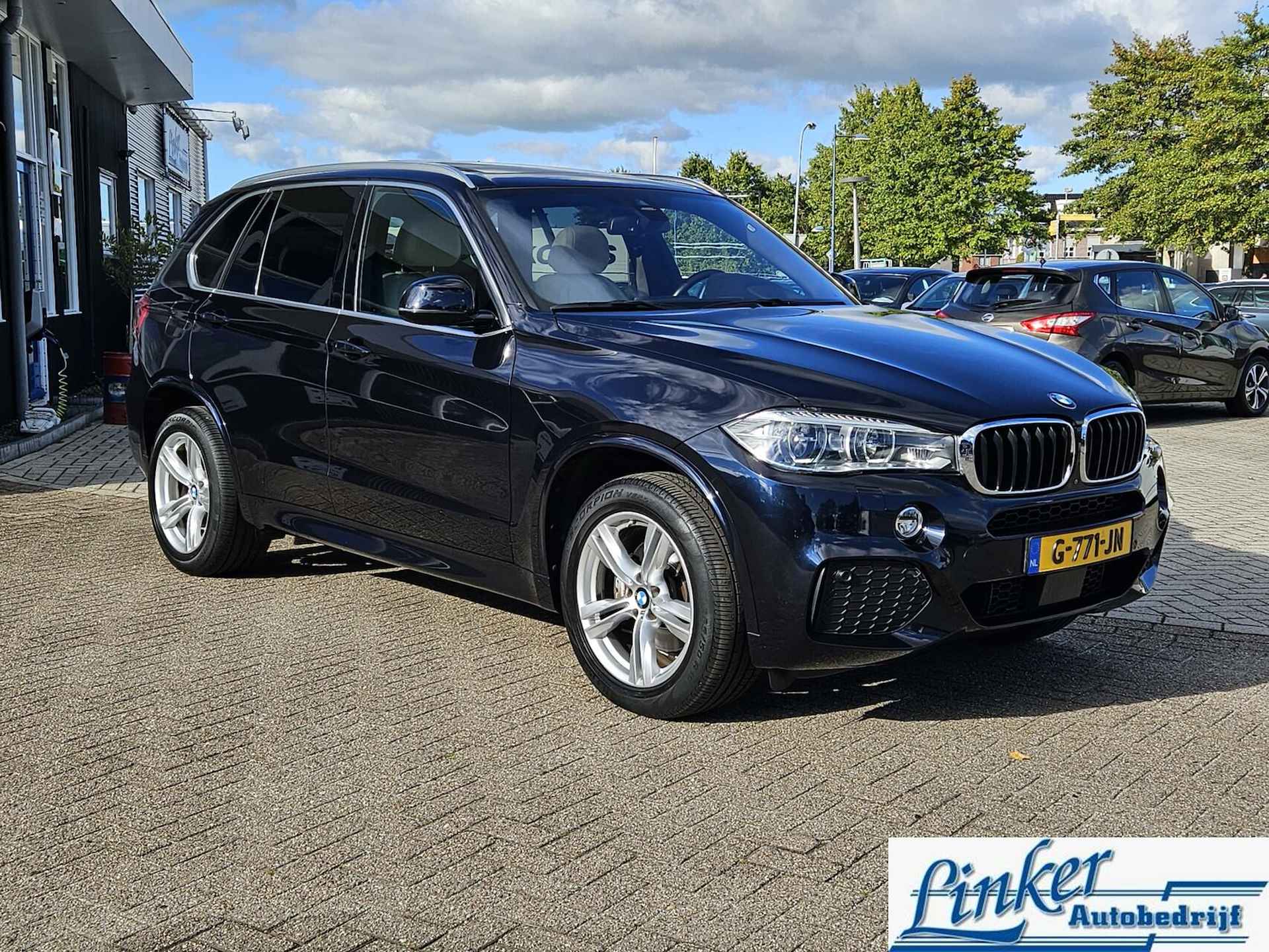 BMW X5 xDrive35i M Sport Edition 306PK PANO LEDER TREKH CAMERA - 4/44