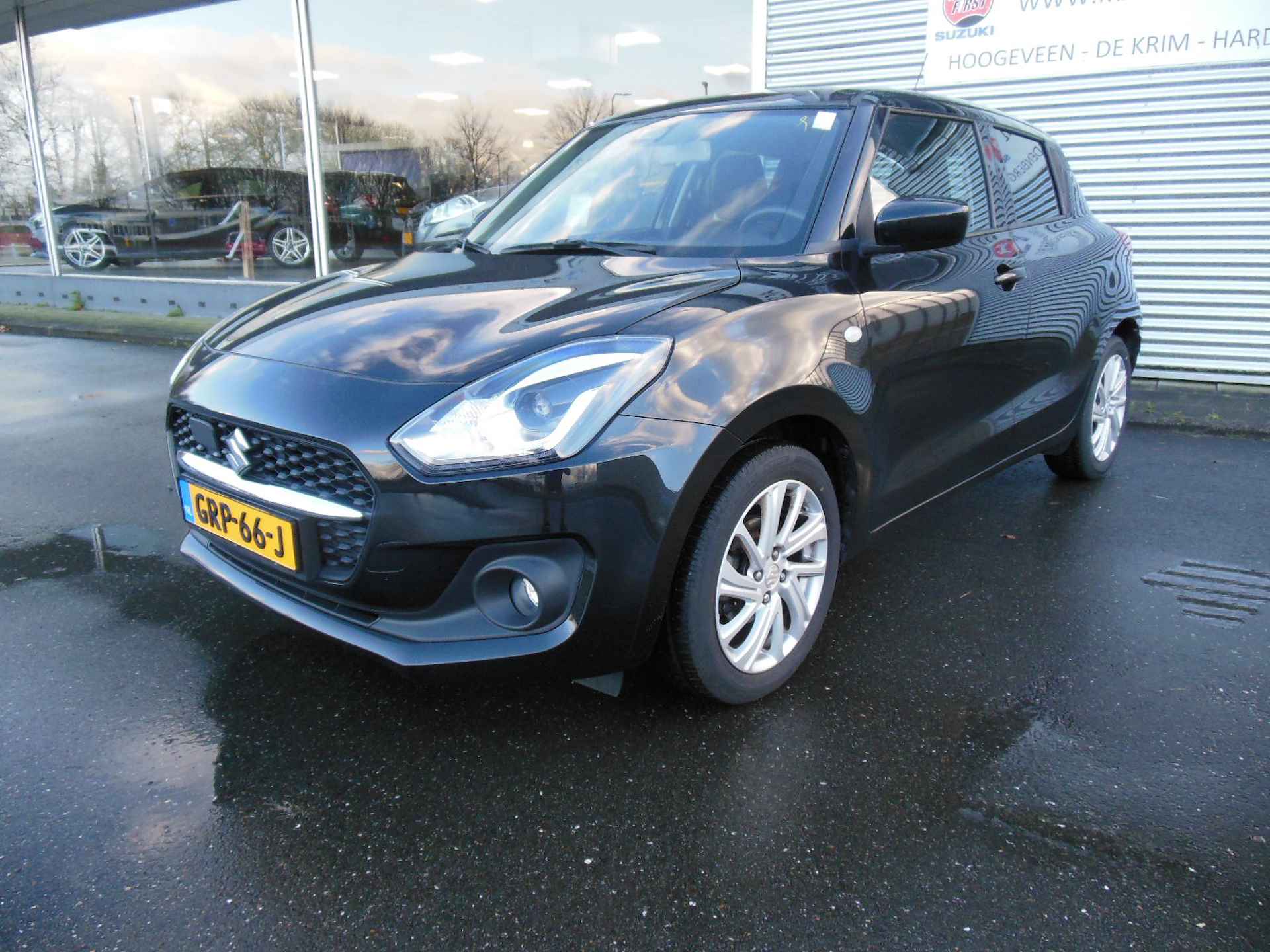 Suzuki Swift 1.2 Select Smart Hybrid Staat in Hoogeveen - 8/21