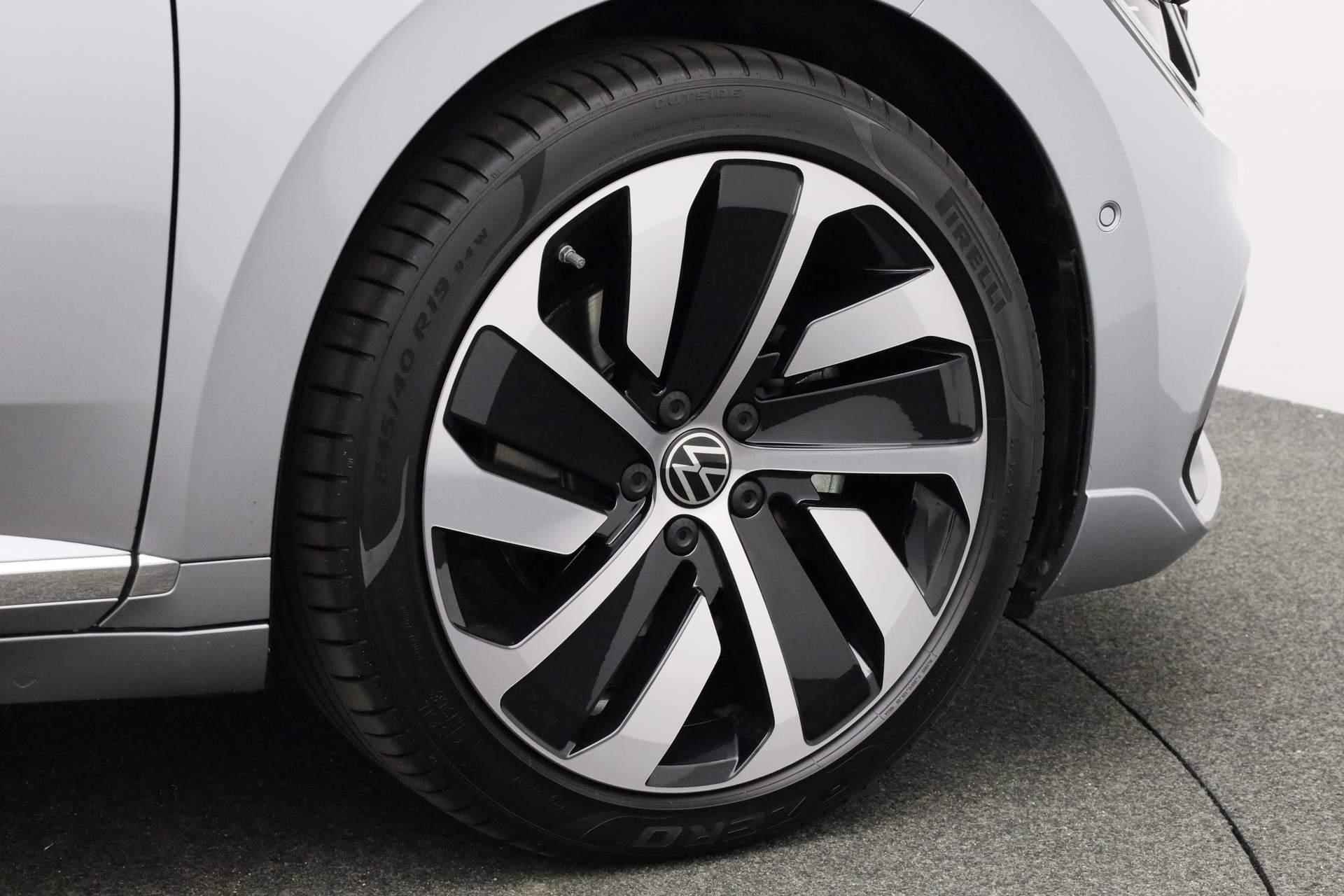 Volkswagen Arteon Shooting Brake 1.4 TSI 218PK DSG eHybrid R-Line Business | Pano | Leer | DCC | 19 inch | ACC | Camera | Keyless - 18/48