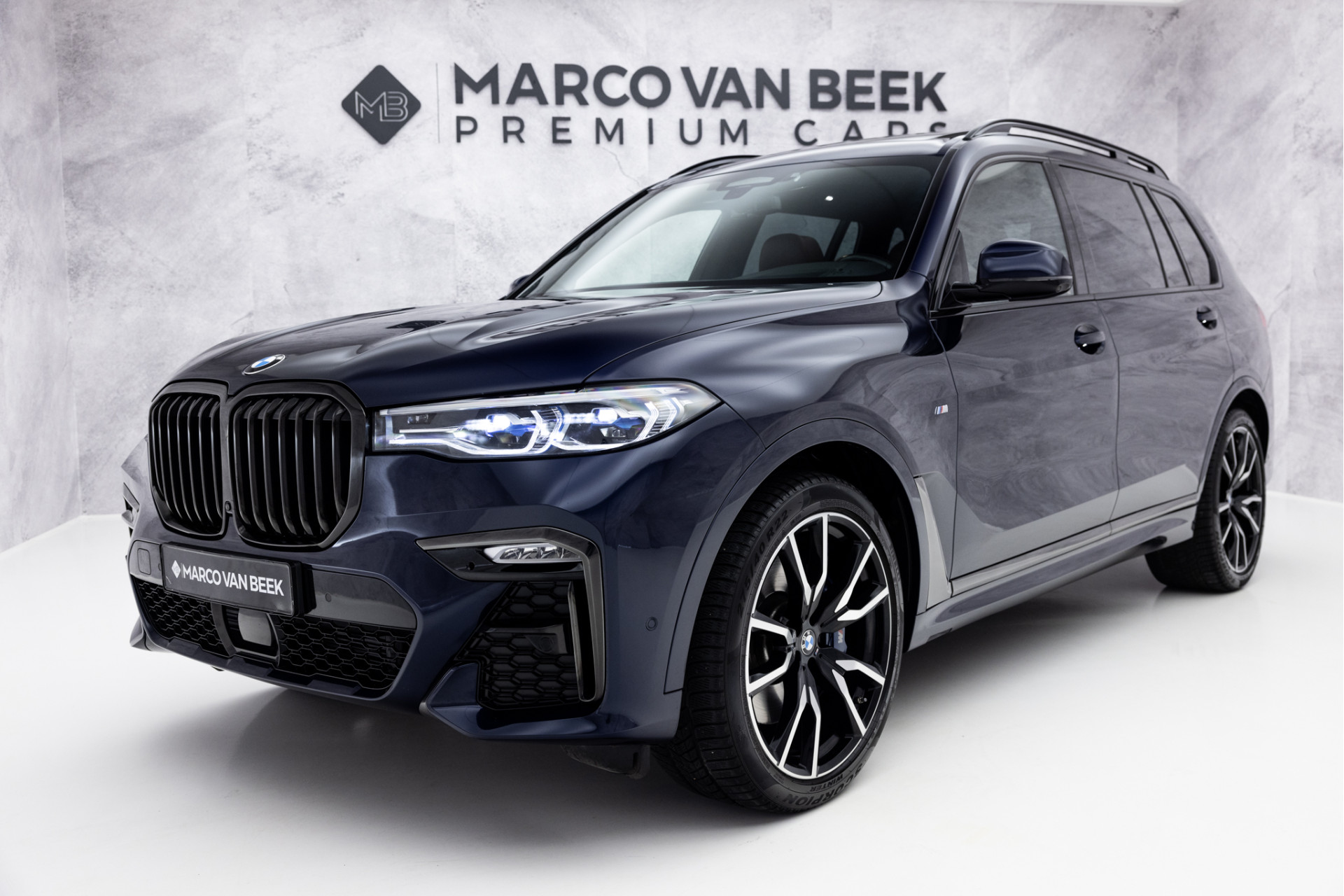 BMW X7 xDrive40i High Executive | Pano Sky Lounge | Stoelventilatie | 4W Sturing