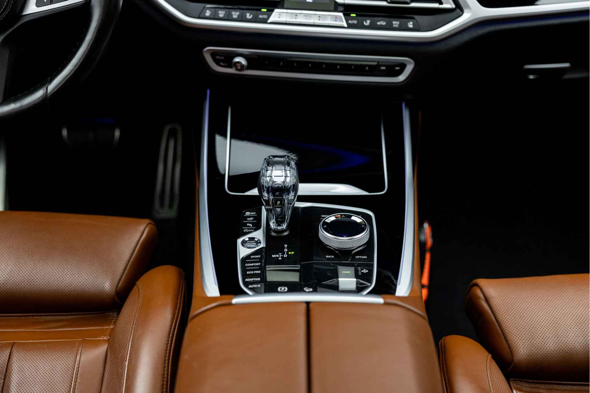 BMW X7 xDrive40i High Executive | Pano Sky Lounge | Stoelventilatie | 4W Sturing - 21/64