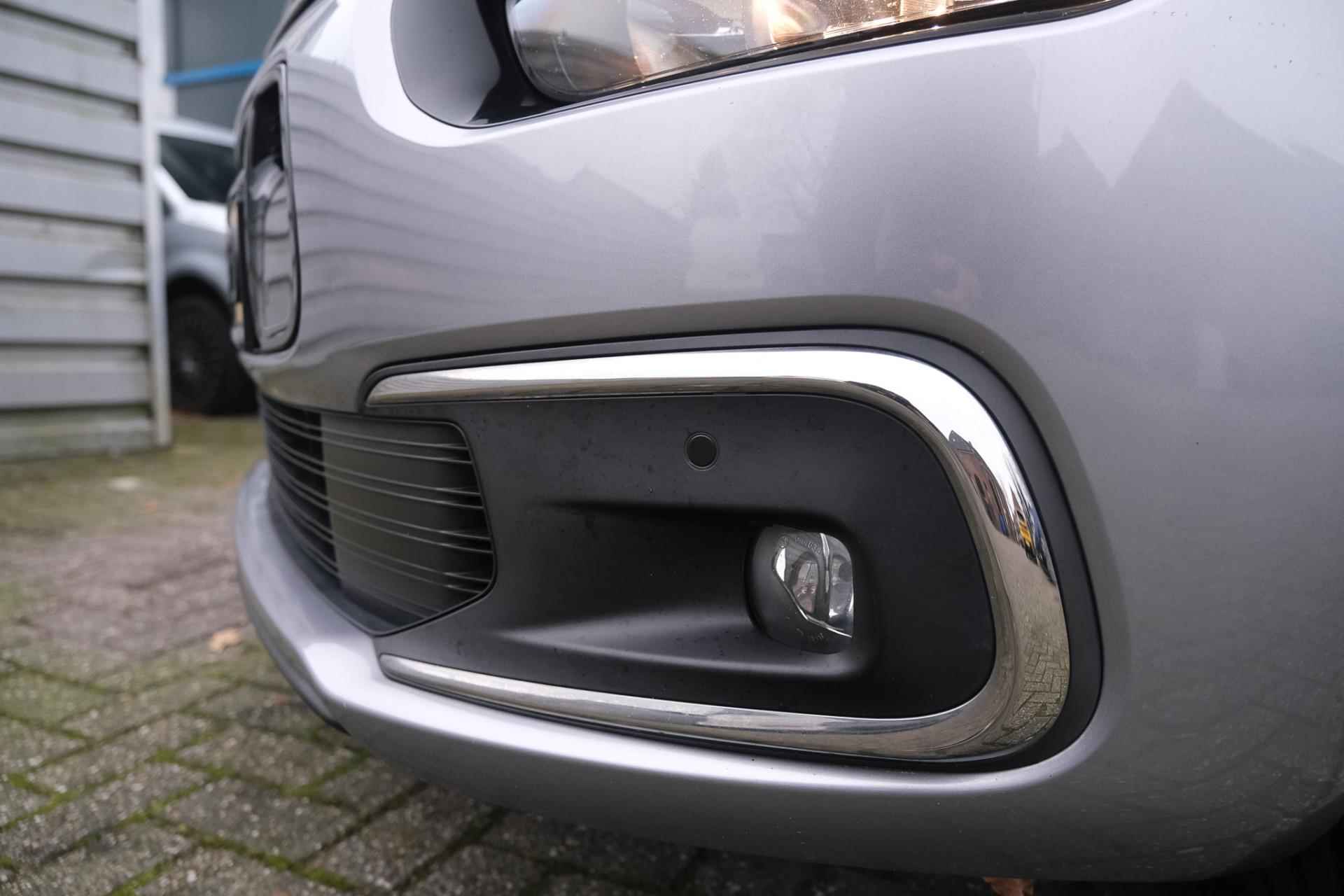 Citroen C4 Picasso 1.2 PureTech Shine - 18/31