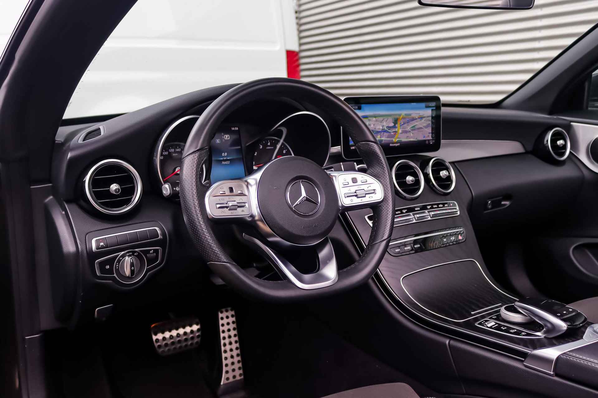 Mercedes-Benz C-klasse C 200 Cabriolet Automaat AMG Line | Distronic | Comand Online | Multibeam LED | Stoelverwarming | Spiegelpakket - 23/37