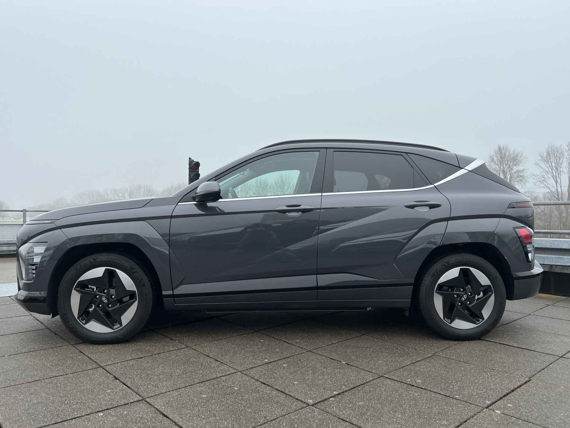 Hyundai KONA Electric Premium Sky 65.4 kWh | Leder | 360 Camera | Premium Audio - 4/43