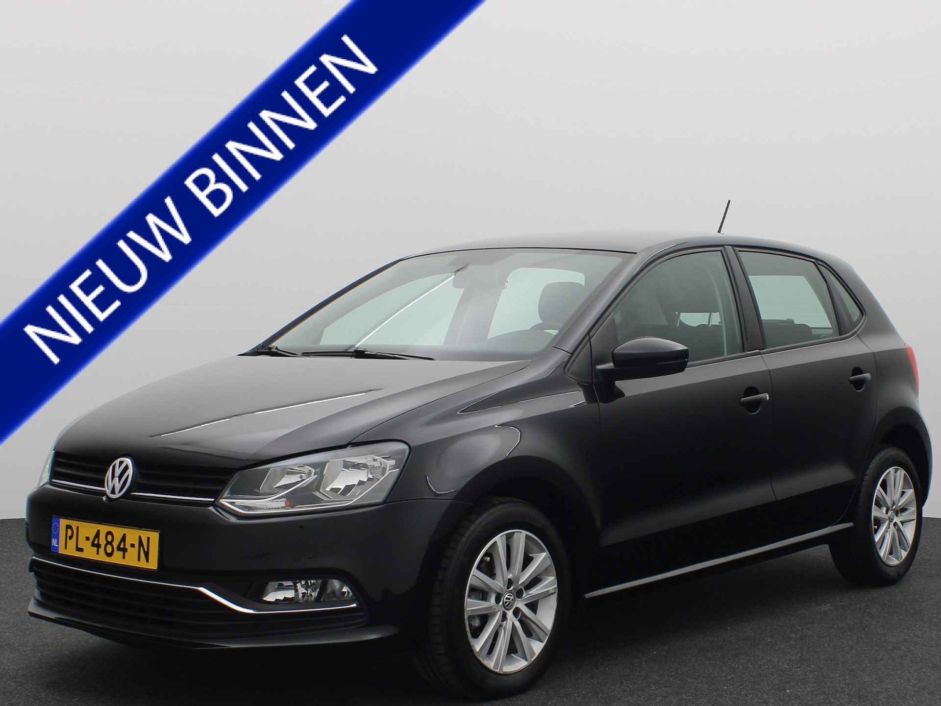 Volkswagen Polo 1.2 TSI 90PK Comfortline Connected Series CARPLAY / NAVI / AIRCO / PDC / CRUISE / BLUETOOTH / NL-AUTO - 1/45