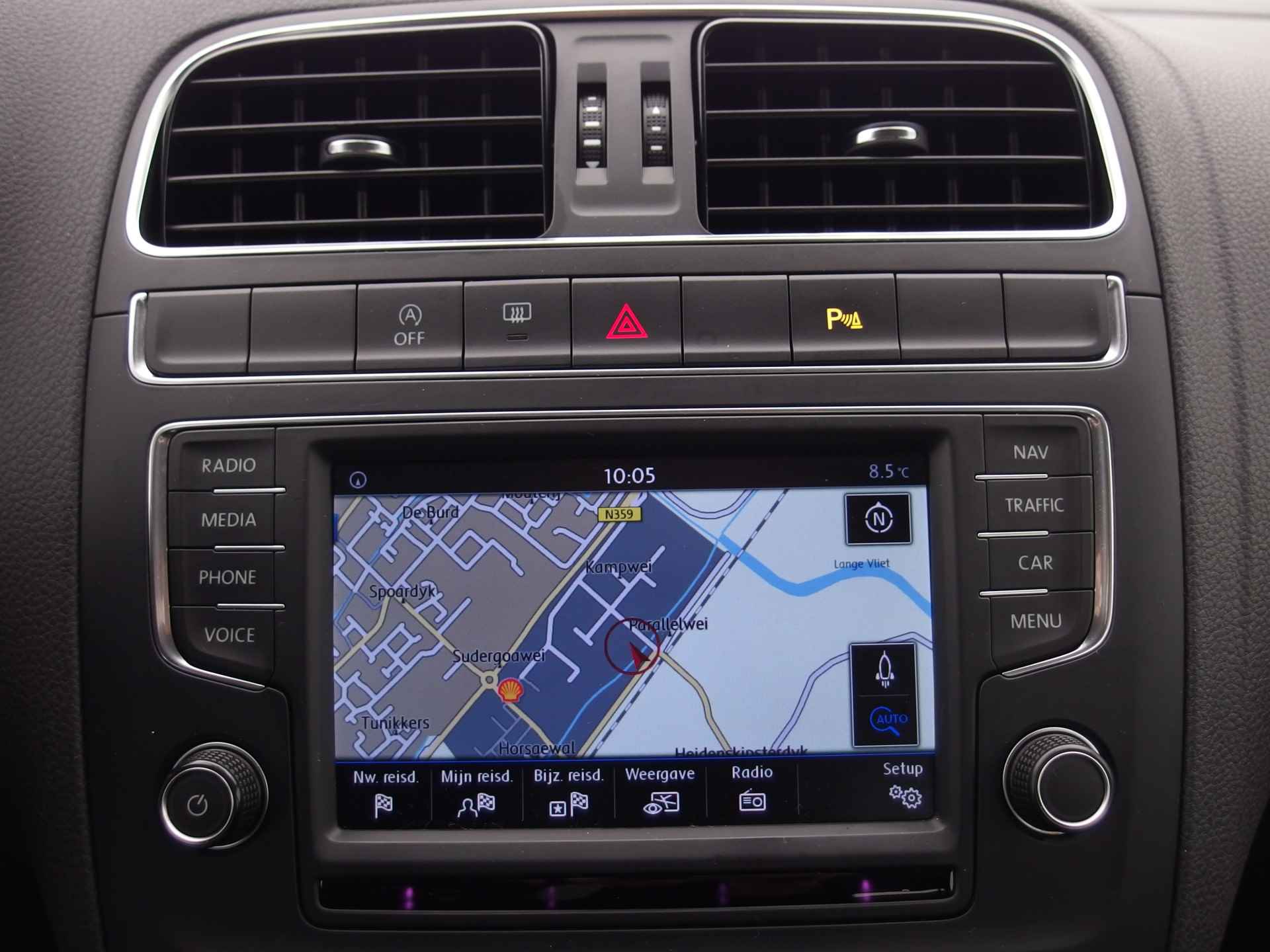 Volkswagen Polo 1.2 TSI 90PK Comfortline Connected Series CARPLAY / NAVI / AIRCO / PDC / CRUISE / BLUETOOTH / NL-AUTO - 13/45