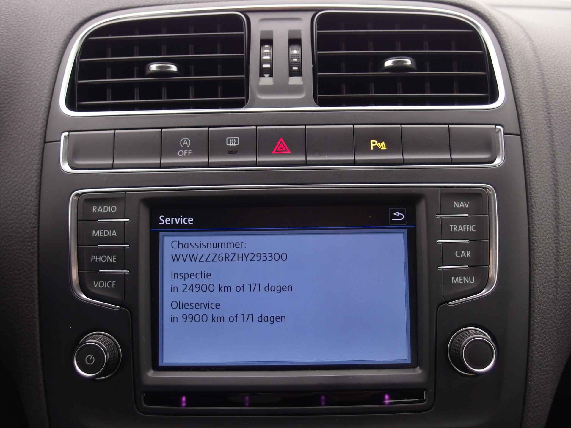 Volkswagen Polo 1.2 TSI 90PK Comfortline Connected Series CARPLAY / NAVI / AIRCO / PDC / CRUISE / BLUETOOTH / NL-AUTO - 33/45