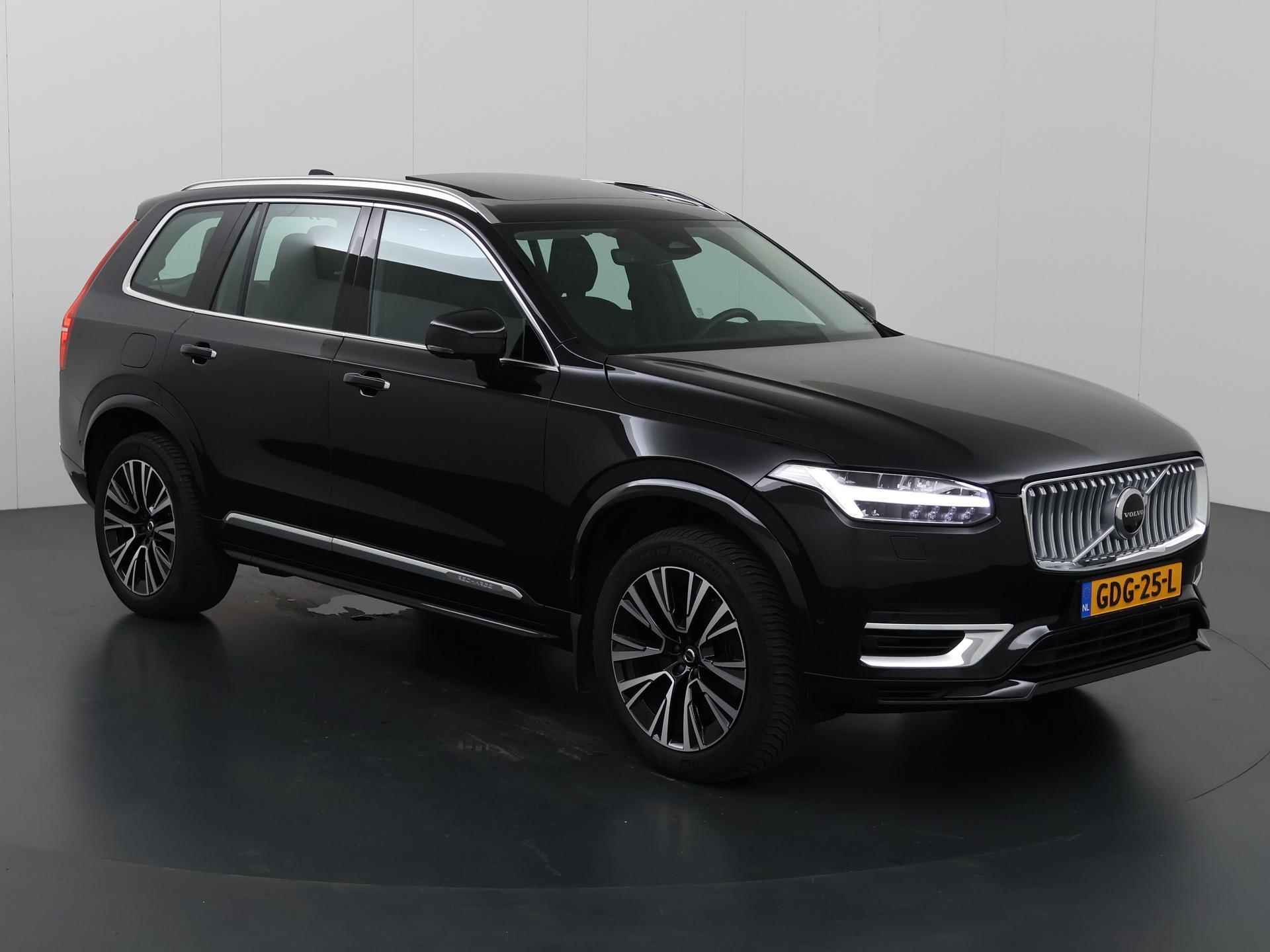 Volvo XC90 2.0 T8 Recharge AWD Ultimate Bright Long Range | Panoramadak | Ele. Verstelbare zetels met geheugen | Navigatie | Parkeercamera | Bluetooth | Climate Control | Harman/Kardon | HUD | Adaptieve CruiseControl | - 24/42