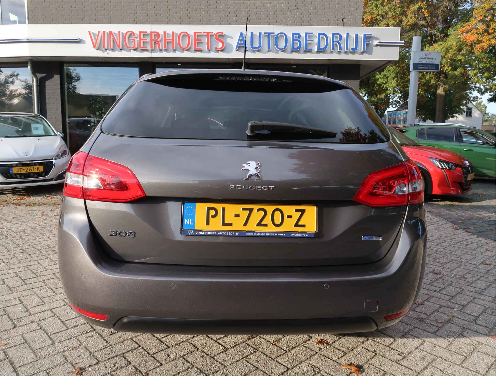 Peugeot 308 SW 110 PK Benzine * Panoramadak * Navigatie * L.M. Velgen * DAB+ Radio + CD * Cruise & Climate Control * Voor en achter Parkeersensoren* Vierseizoenenbanden * - 7/45