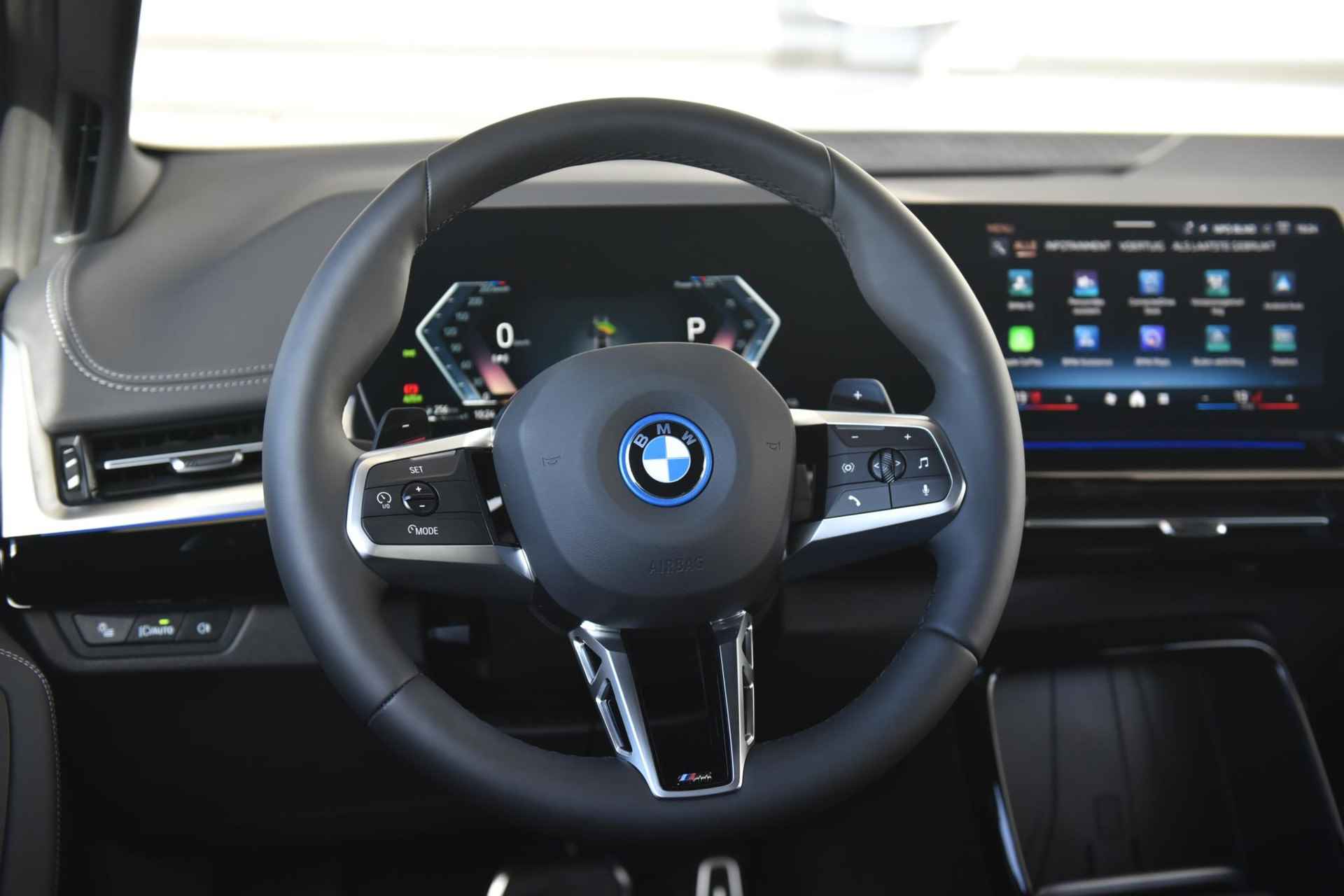 BMW 2 Serie Active Tourer 225e xDrive | Trekhaak met elektrisch wegklapbare kogel | Glazen panoramadak - 19/29