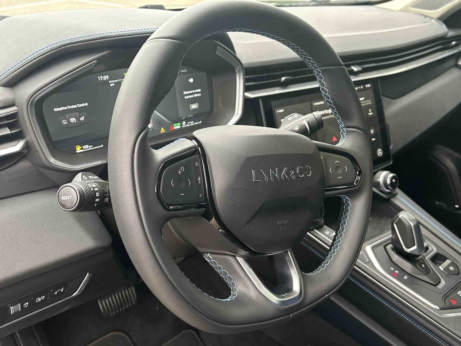 Lynk & Co 01 1.5 | Apple Carplay/Android Auto | Cruise control adaptief | Panoramadak | Lichtmetalen velgen 20" | - 8/21