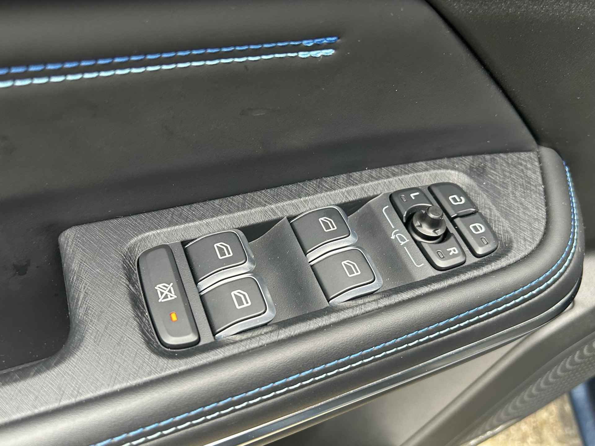 Lynk & Co 01 1.5 | Apple Carplay/Android Auto | Cruise control adaptief | Panoramadak | Lichtmetalen velgen 20" | - 10/21