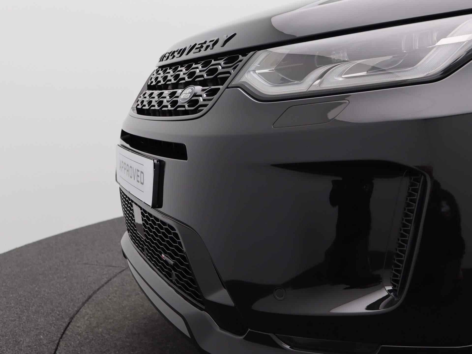 Land Rover Discovery Sport P300e R-Dynamic SE | Light Cloud Leder | Cold Climate Pack | Stoel-/Stuurverwarming | 20 Inch velgen - 32/40