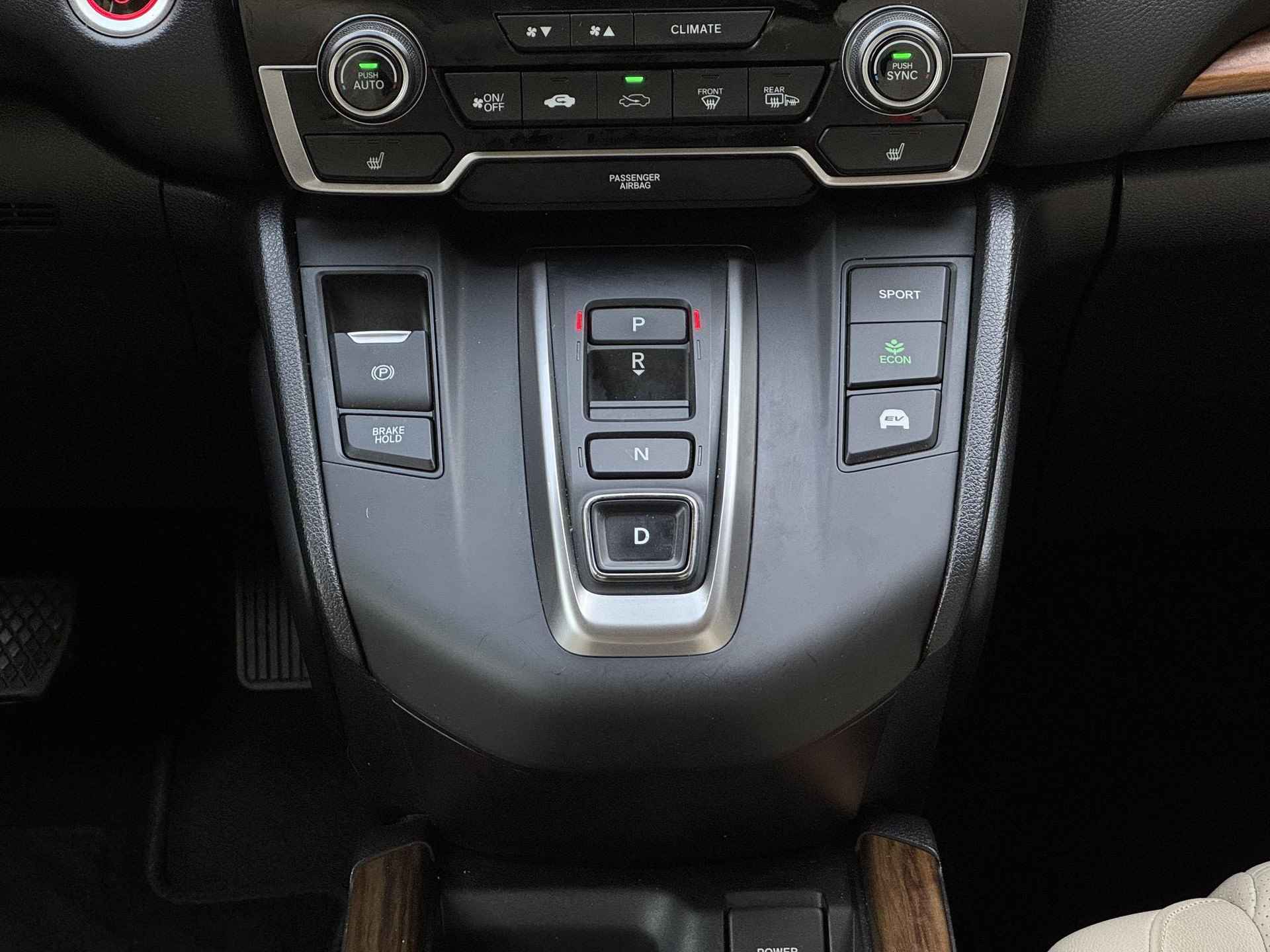 Honda CR-V 2.0 Hybrid AWD Executive | Trekhaak | Panoramadak | Vol-Leder | Apple Carplay/Android Auto | Geheugenstoel | Stuur- + Stoelverwarming | Adapt. Cruise Control | Rijklaarprijs! - 22/38