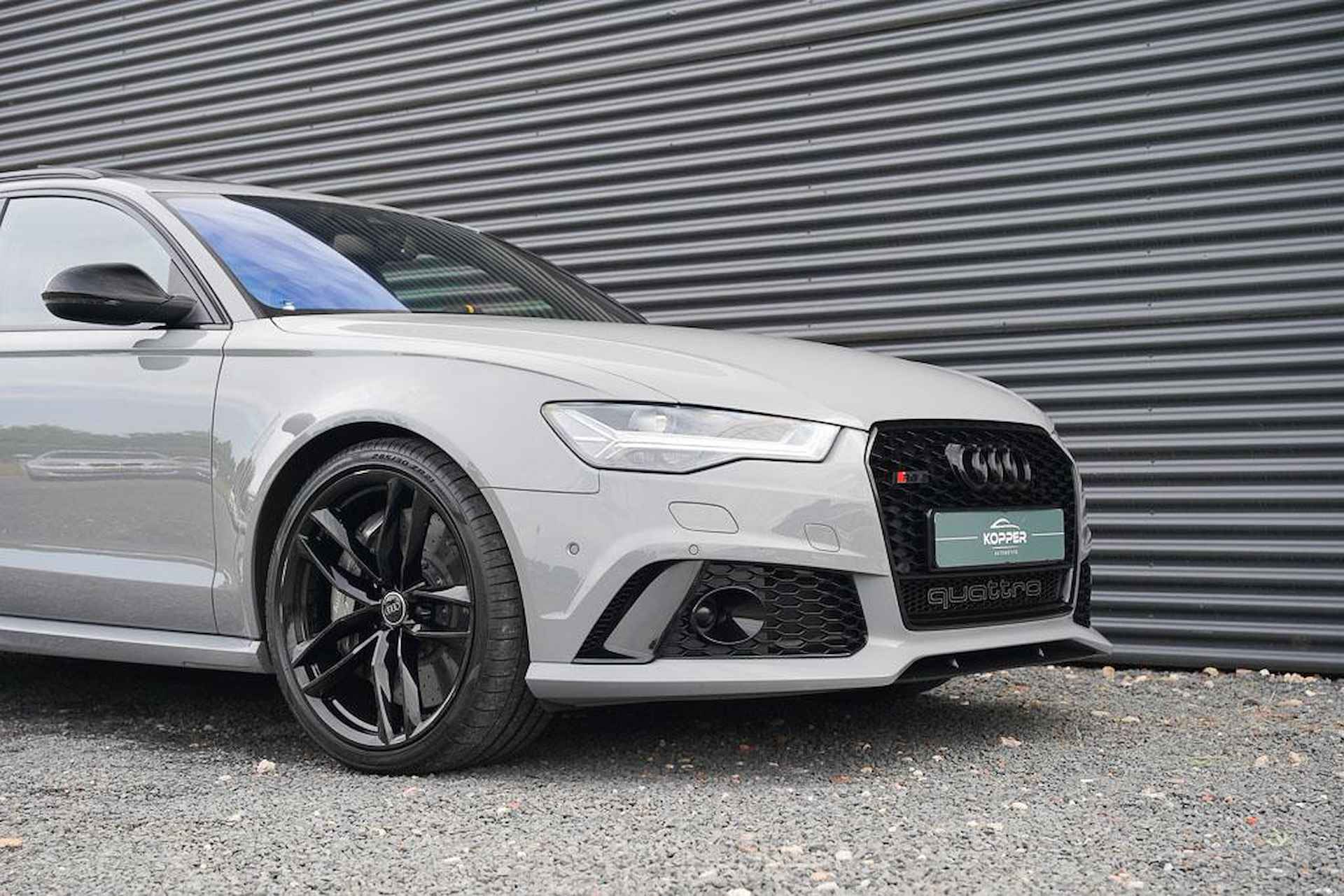 Audi RS6 Avant 4.0 TFSI quattro performance Pro Line Plus / Speed Edition / BTW / Pano / Keramisch / Leder - 13/61