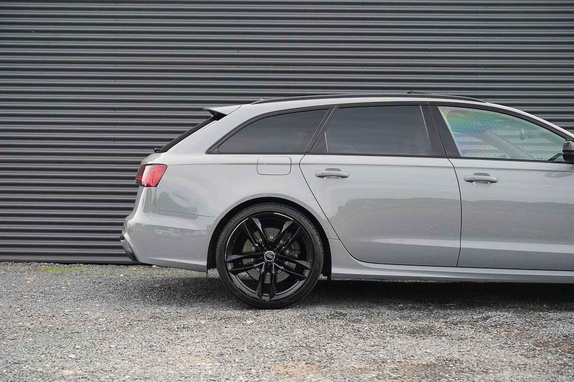 Audi RS6 Avant 4.0 TFSI quattro performance Pro Line Plus / Speed Edition / BTW / Pano / Keramisch / Leder - 29/61