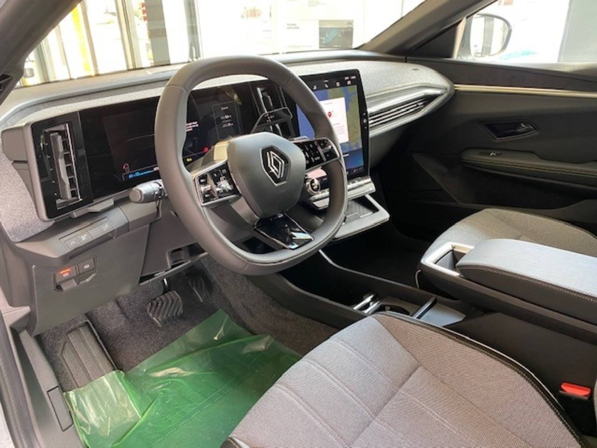 Renault Mégane E-Tech EV60 220PK Optimum Charge Techno 450 km WLTP / WARMTEPOMP / Pack Augmented Vision & Advanced Driving Assist GARANTIE 3JAAR 50DKM - 4/23