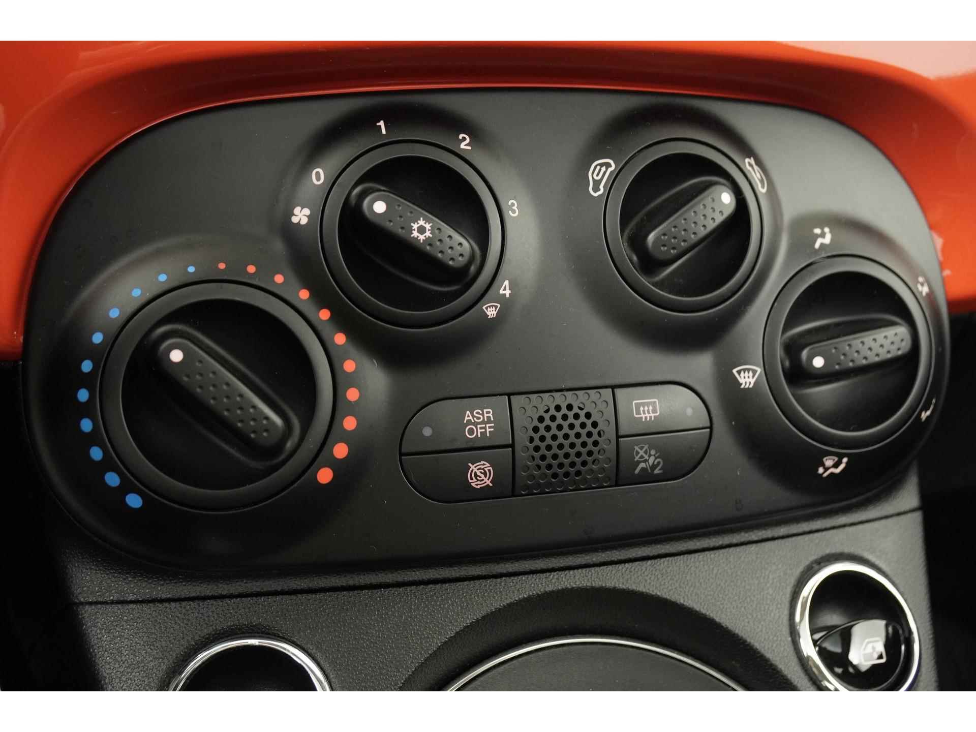 Fiat 500 0.9 TwinAir Turbo Lounge Automaat | Panoramadak | Lichtmetalen Velgen | Zondag Open! - 11/30