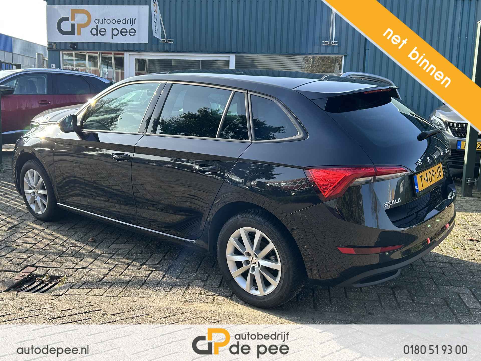 Škoda Scala 1.0 TSI Sport Business GARANTIE/INCL.BTW/PANORAMADAK/CARPLAY/CLIMA/CRUISE/LICHTMETAAL rijklaarprijs! - 15/17