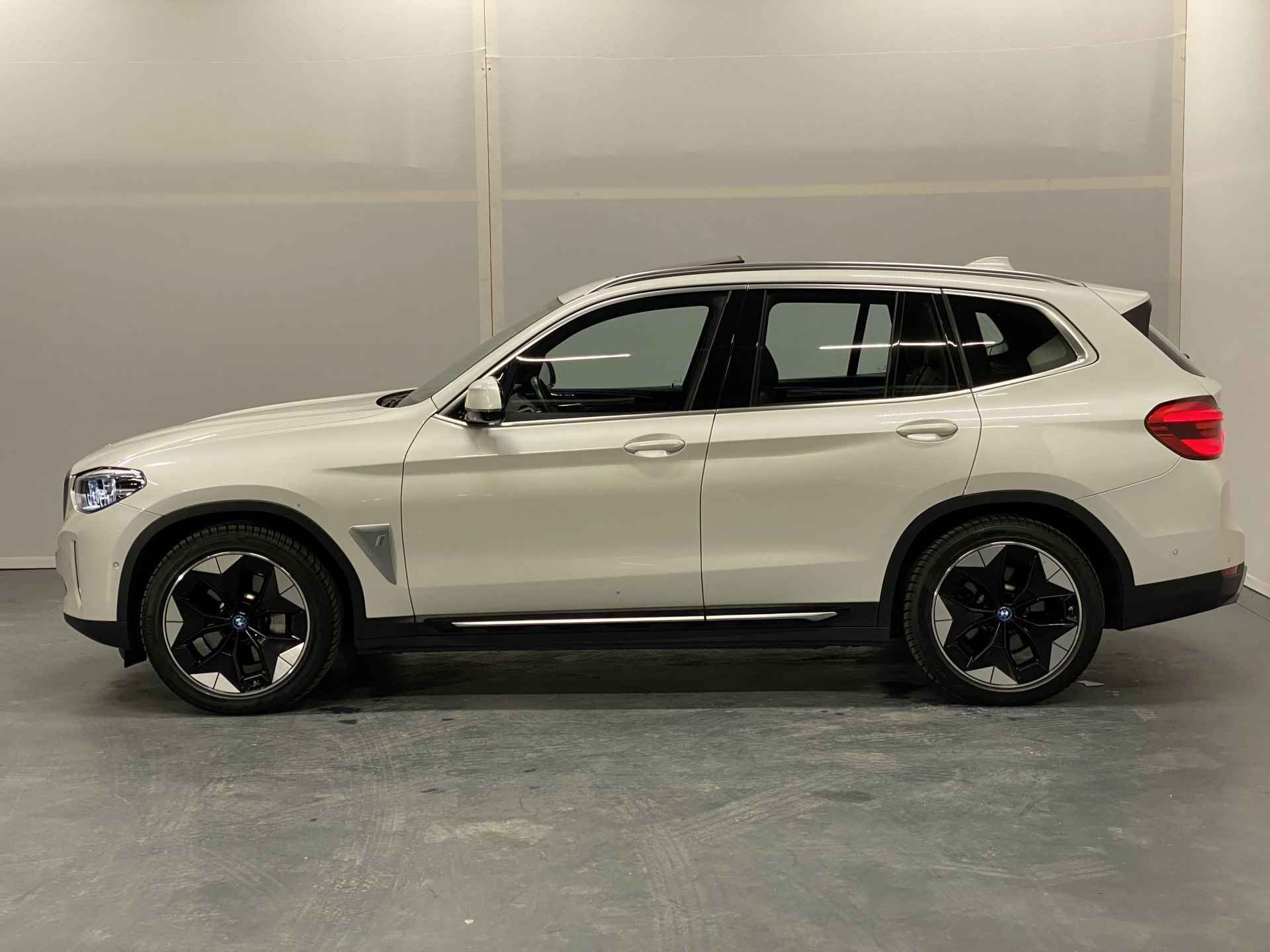 BMW iX3 High Executive 80 kWh - 2/20