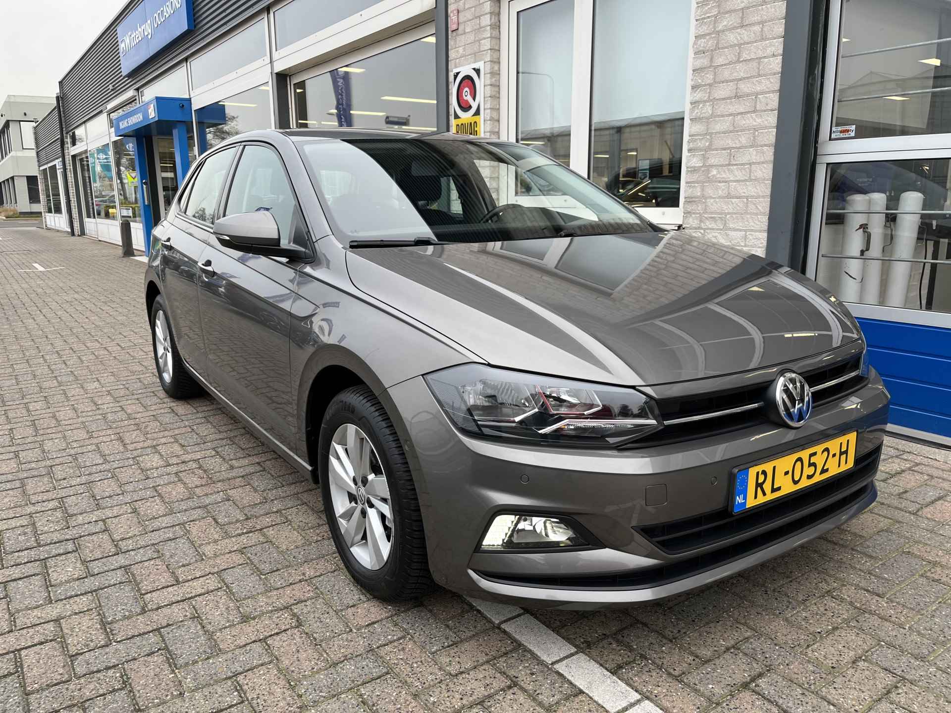 Volkswagen Polo 1.0 TSI Comfortline / AUTOMAAT/ TREKHAAK/ PARK. SENSOREN/ DODE HOEK/ ADAPT. CRUISE/ APP-CONNECT/ CLIMA/ 15" LMV - 33/36