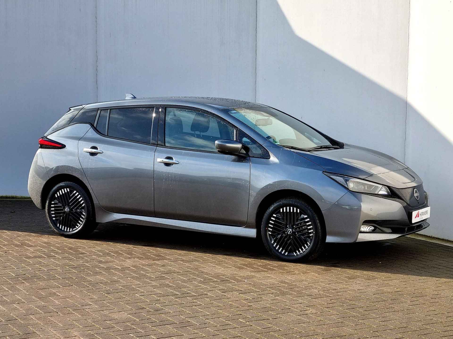 Nissan LEAF e+ N-Connecta 62 kWh / Actieradius 396KM WLTP / 91,89% SoH / Pro Pilot / Cruise Control Adaptief / Rondomzicht Camera / - 25/47