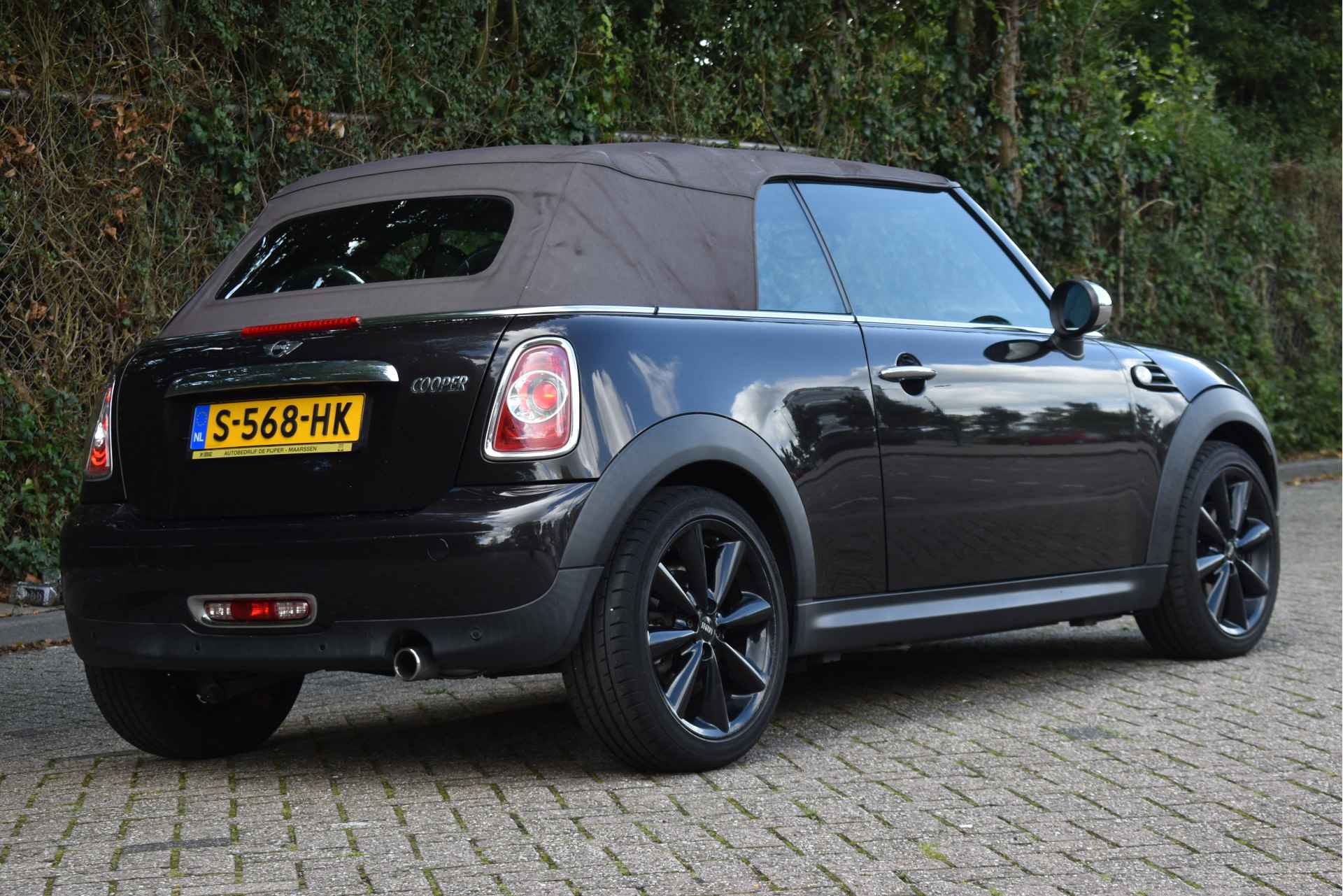 MINI Cabrio 1.6 Cooper Chili,BOEKJES,NAP EN ONDERHOUDSHISTORIE Open dak { Navi { radio/cd  speler { Digitale teller { Lm velgen - 13/40