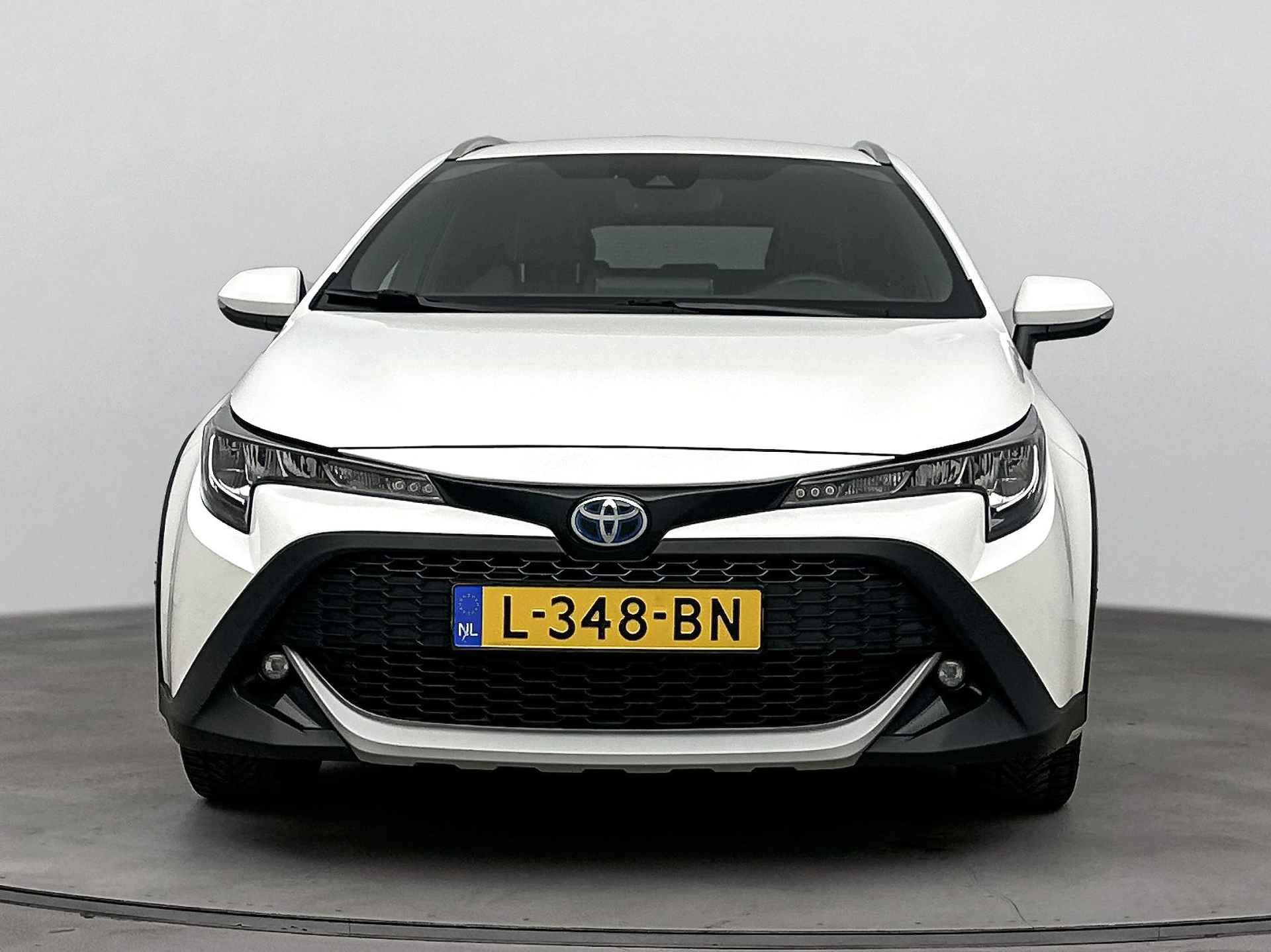 Toyota Corolla Touring Sports 1.8 Hybrid Trek | Voorstoelen verwarmd | Draadloze telefoonlader | - 35/45