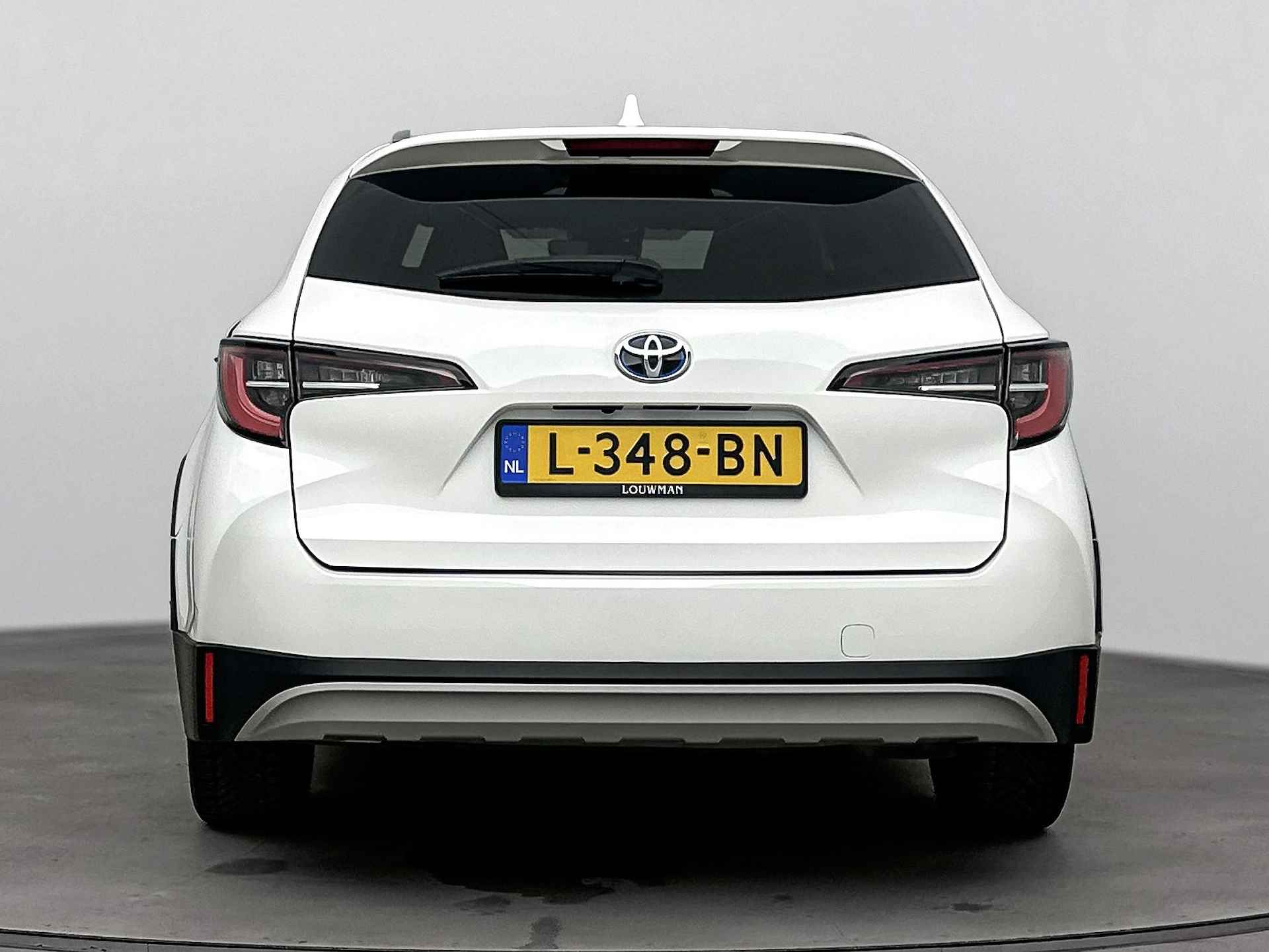 Toyota Corolla Touring Sports 1.8 Hybrid Trek | Voorstoelen verwarmd | Draadloze telefoonlader | - 36/45