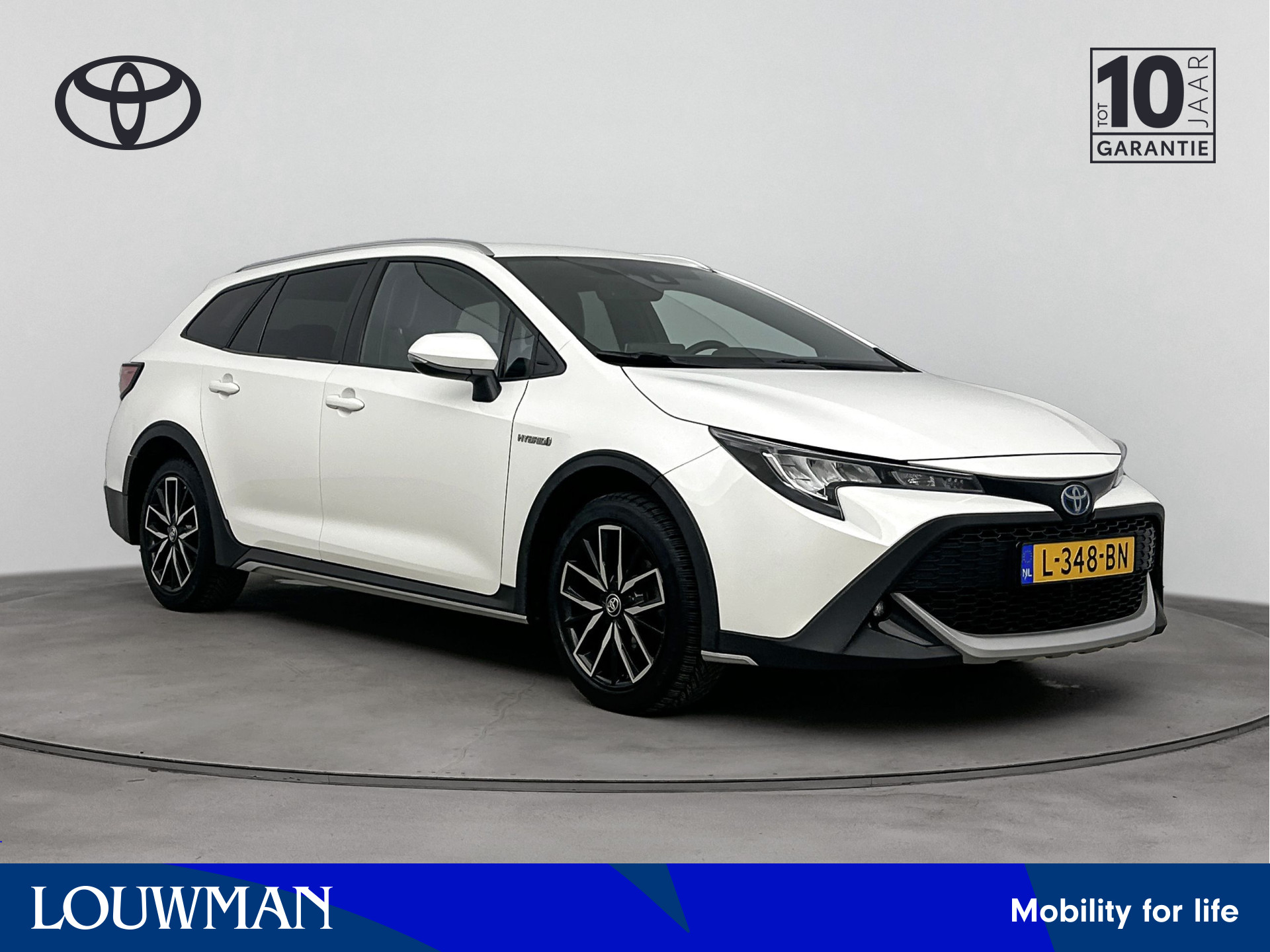 Toyota Corolla Touring Sports 1.8 Hybrid Trek | Voorstoelen verwarmd | Draadloze telefoonlader |